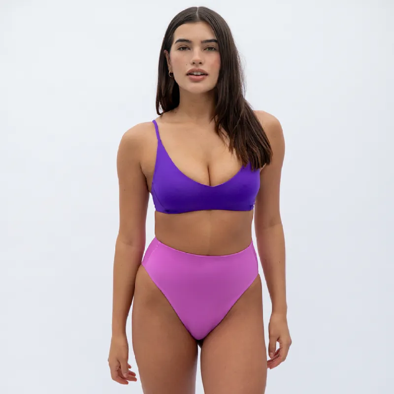 Sunday Top - Bon Voyage sold by Left on Friday