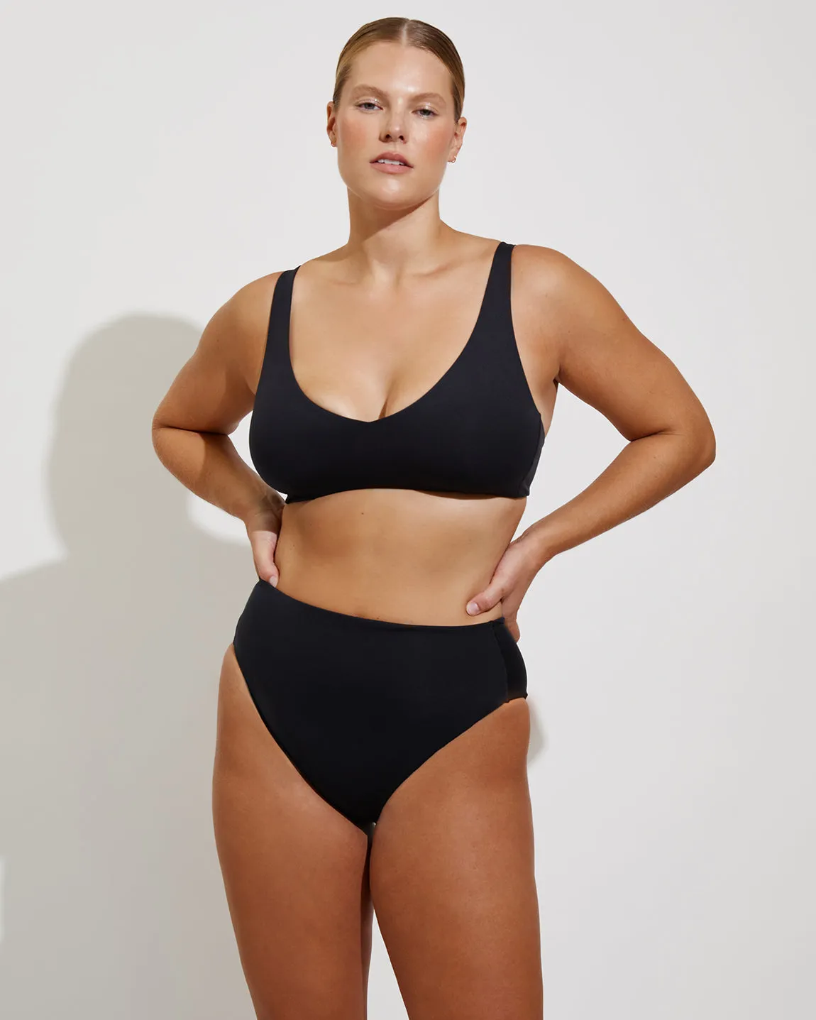 Sunday Top D+ - Jet sold by Left on Friday