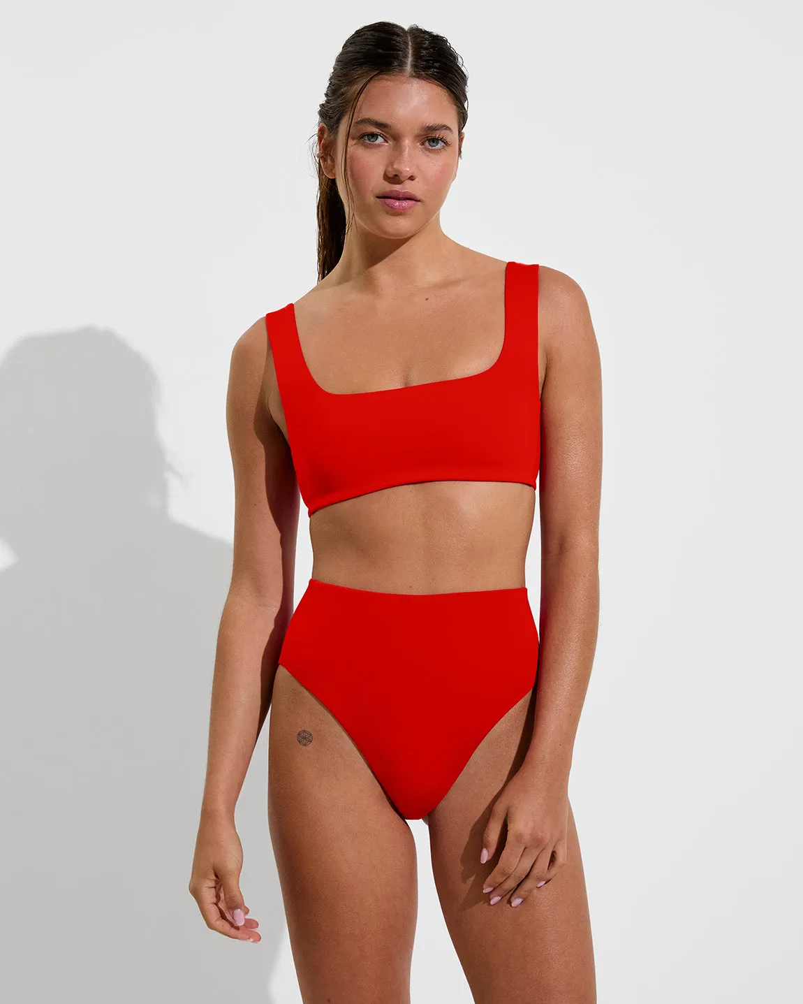 Streamline Top - Sweet Chili Heat sold by Left on Friday