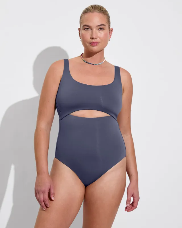 Peak Suit D+ - Varsity made by Left on Friday