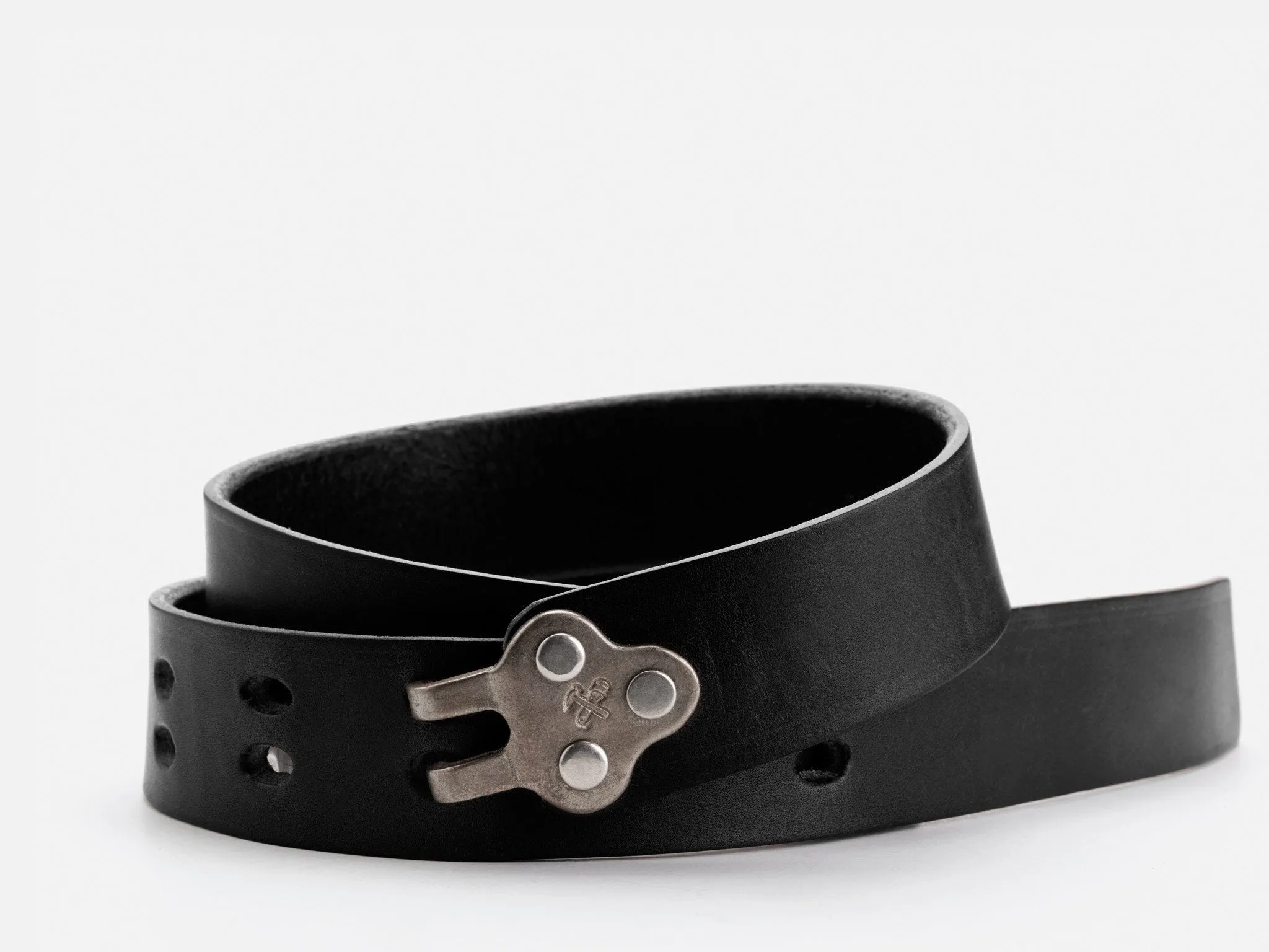 No. 150 Claw Buckle Belt sold by Billykirk