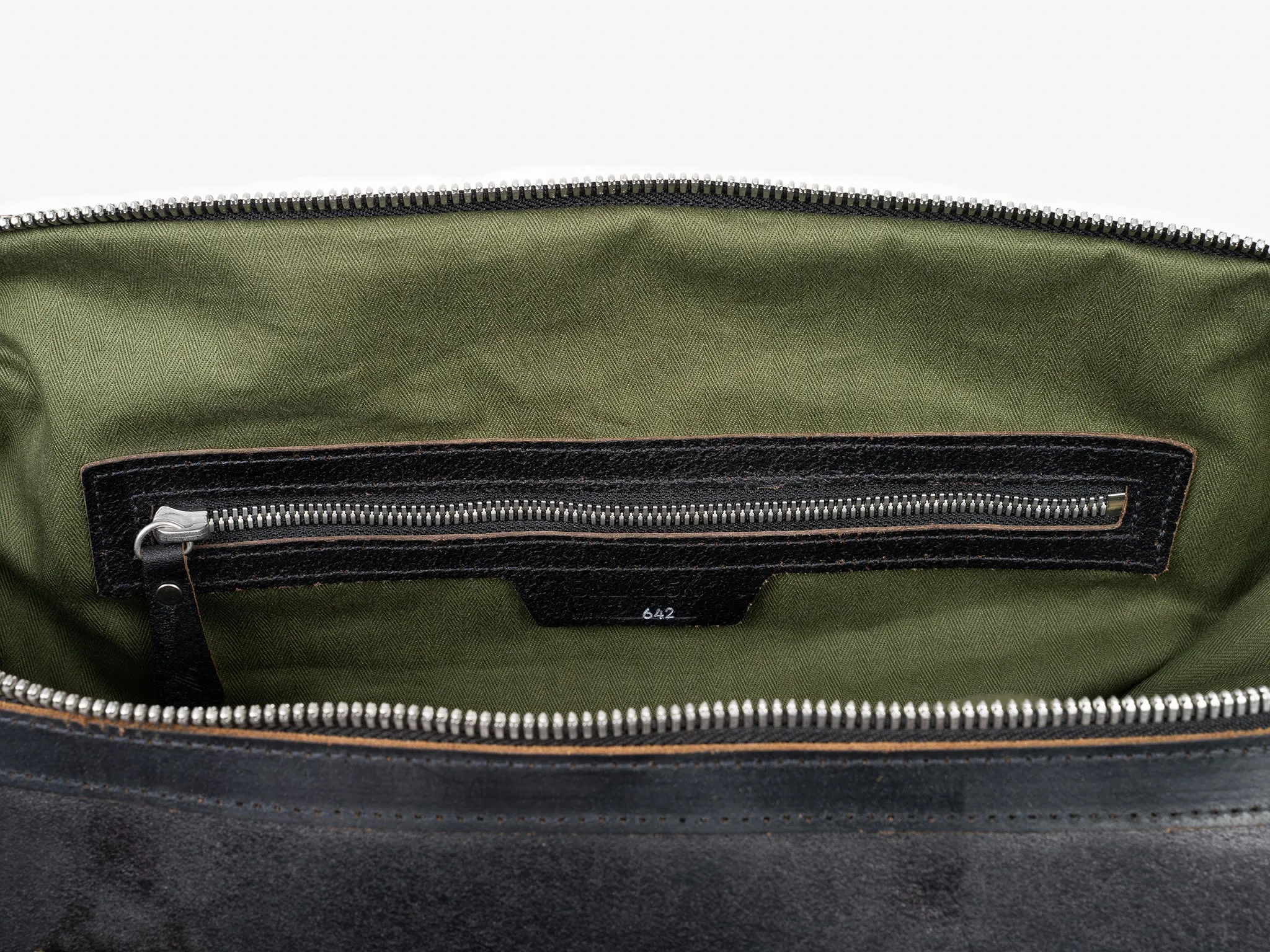 No. 642 Small Carryall, Black sold by Billykirk product image thumbnail 3