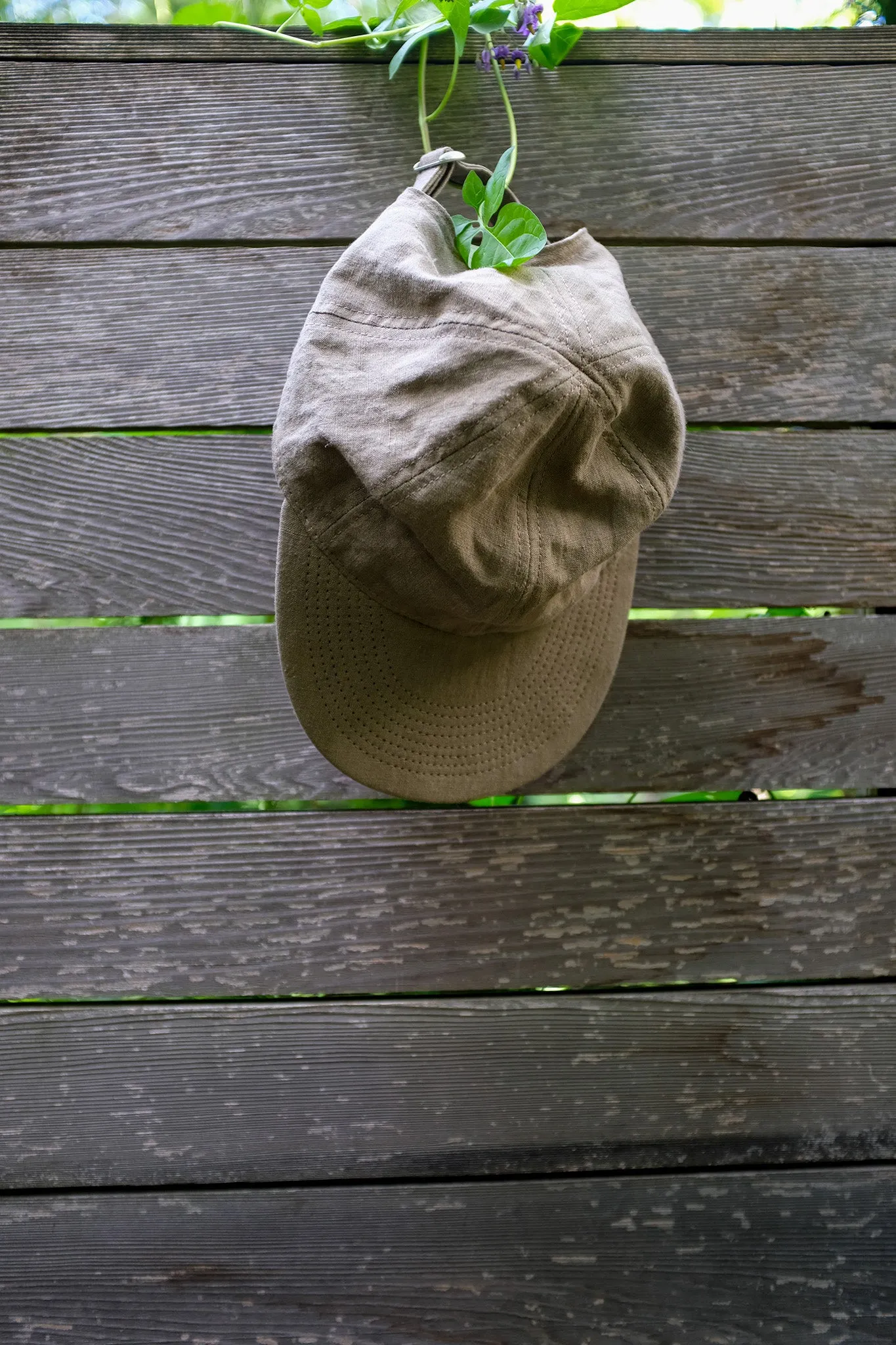 Cap in Beige Moyen Linen sold by Blluemade product image thumbnail 2