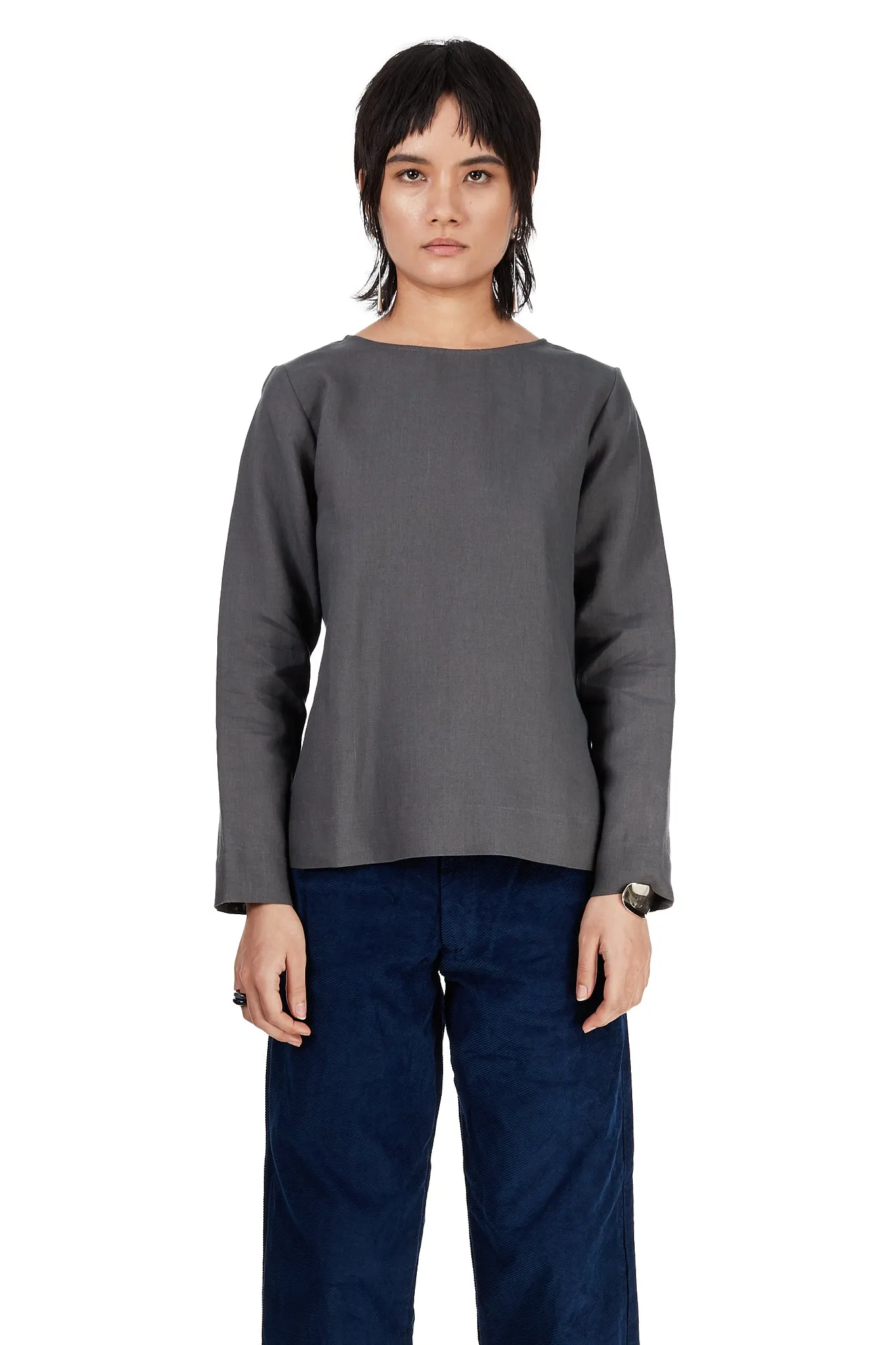 Long-Sleeved Tee in Grey Silk-Linen sold by Blluemade product image thumbnail 2