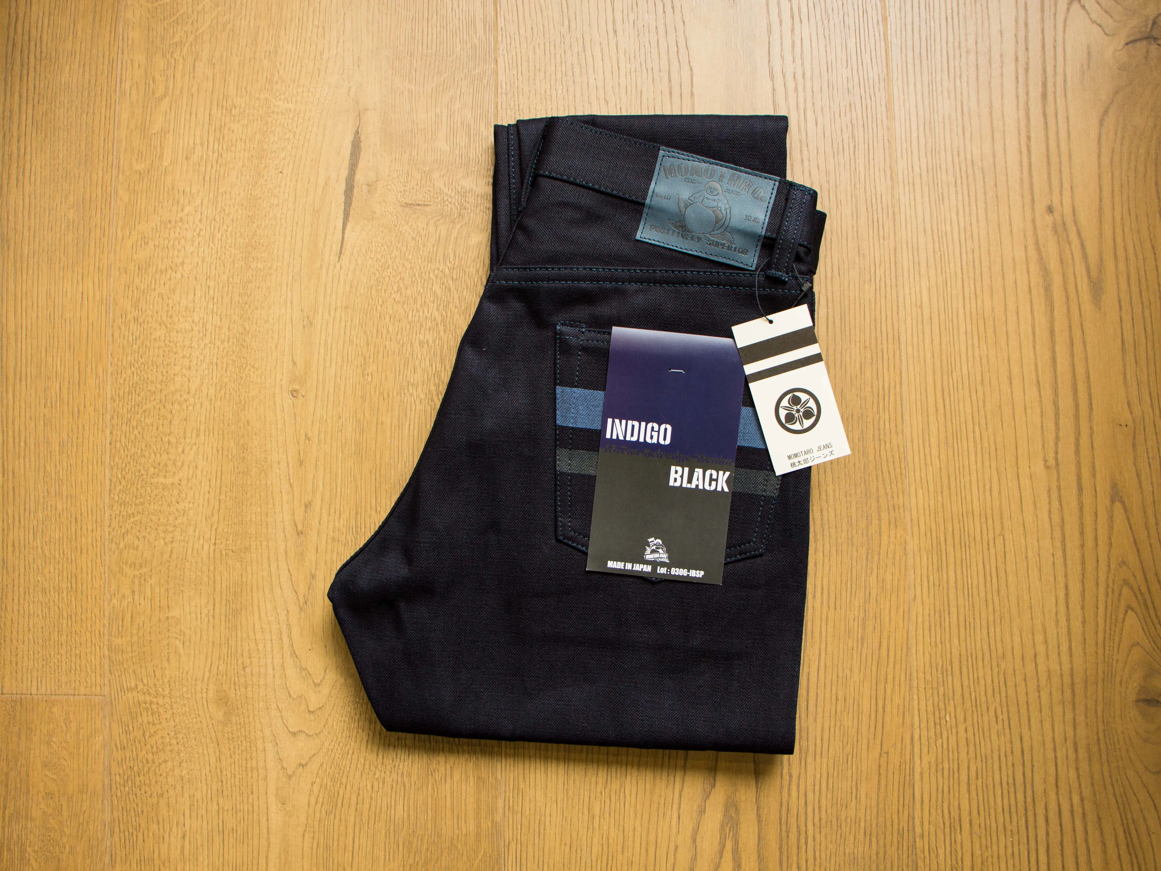 【MOMOTARO】0405-IBSP 15.7OZ Indigo x Black 桃太郎出陣系列辛巴威棉雙染高腰修身錐形牛仔褲 sold by Blue Beach Denim