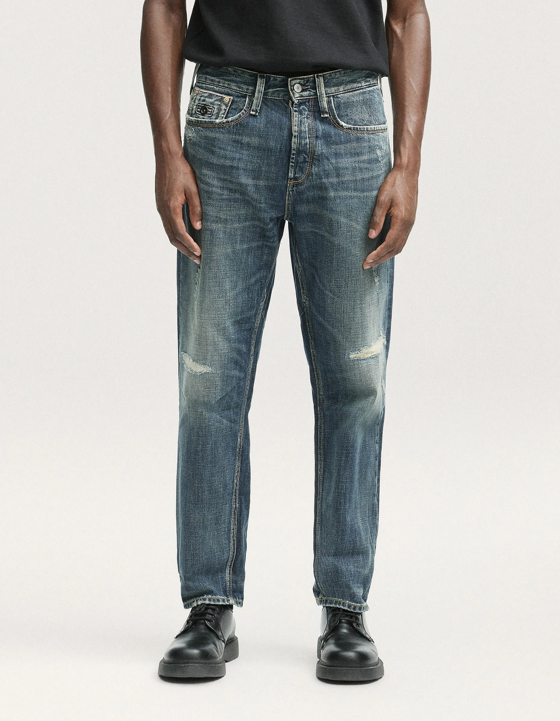 【DENHAM】Dart Cinch 立體剪裁作舊補丁巴黎扣寬鬆錐形布邊牛仔褲 sold by Blue Beach Denim product image thumbnail 2