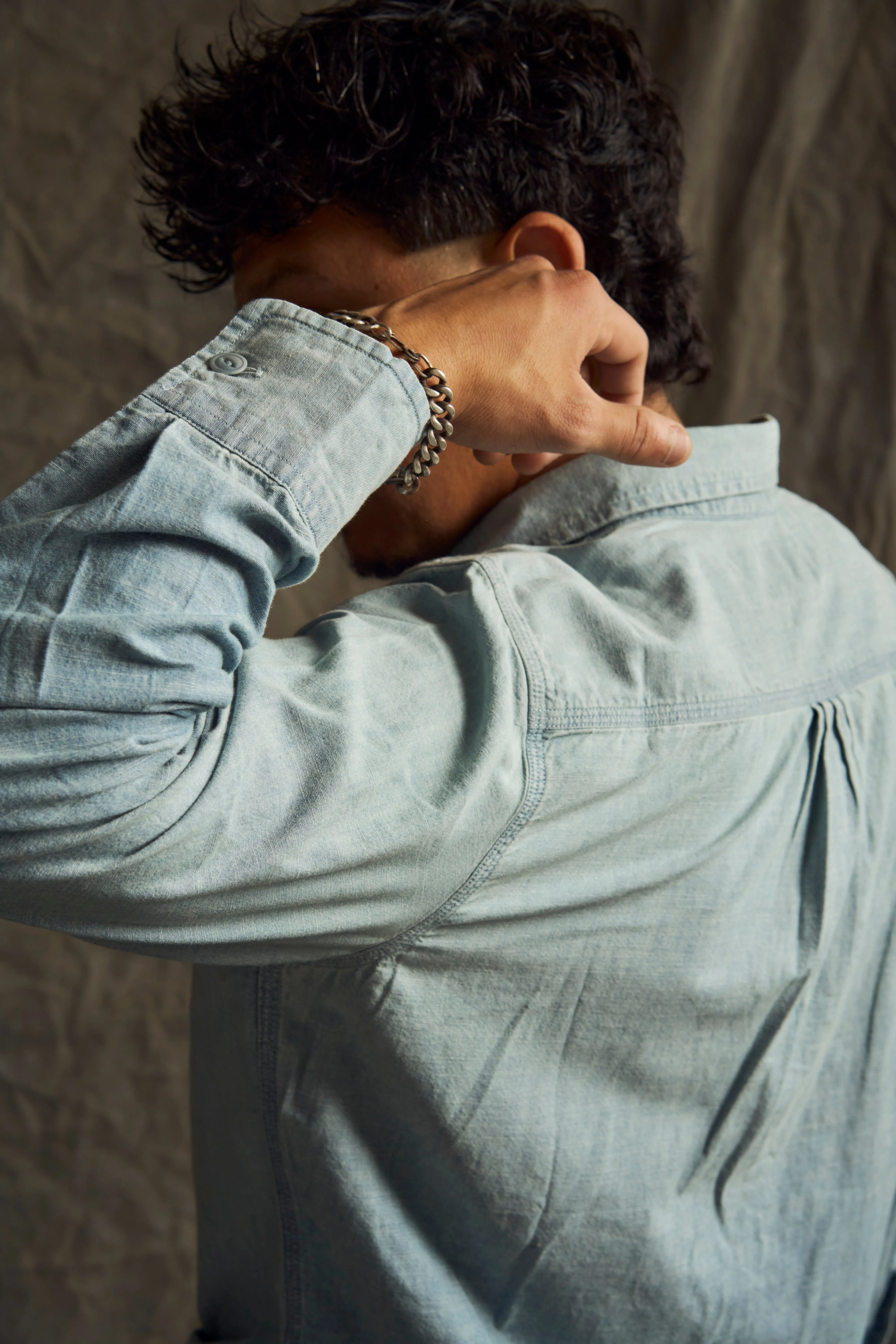 【WYTHE】Chambray Workshirt - Distressed and Sunfaded Indigo 日曬復古水手布工作襯衫 sold by Blue Beach Denim product image thumbnail 2
