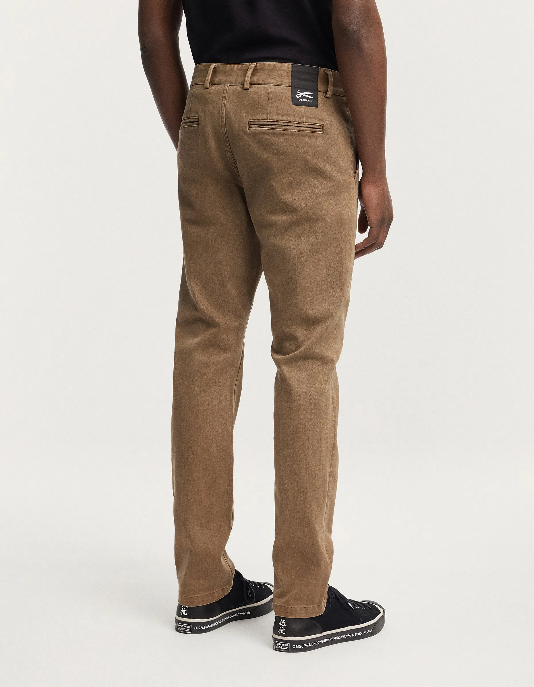 【DENHAM】RAZOR CHINO SC BRITISH KHAKI 英國卡其色修身小直筒休閒褲 sold by Blue Beach Denim product image thumbnail 4