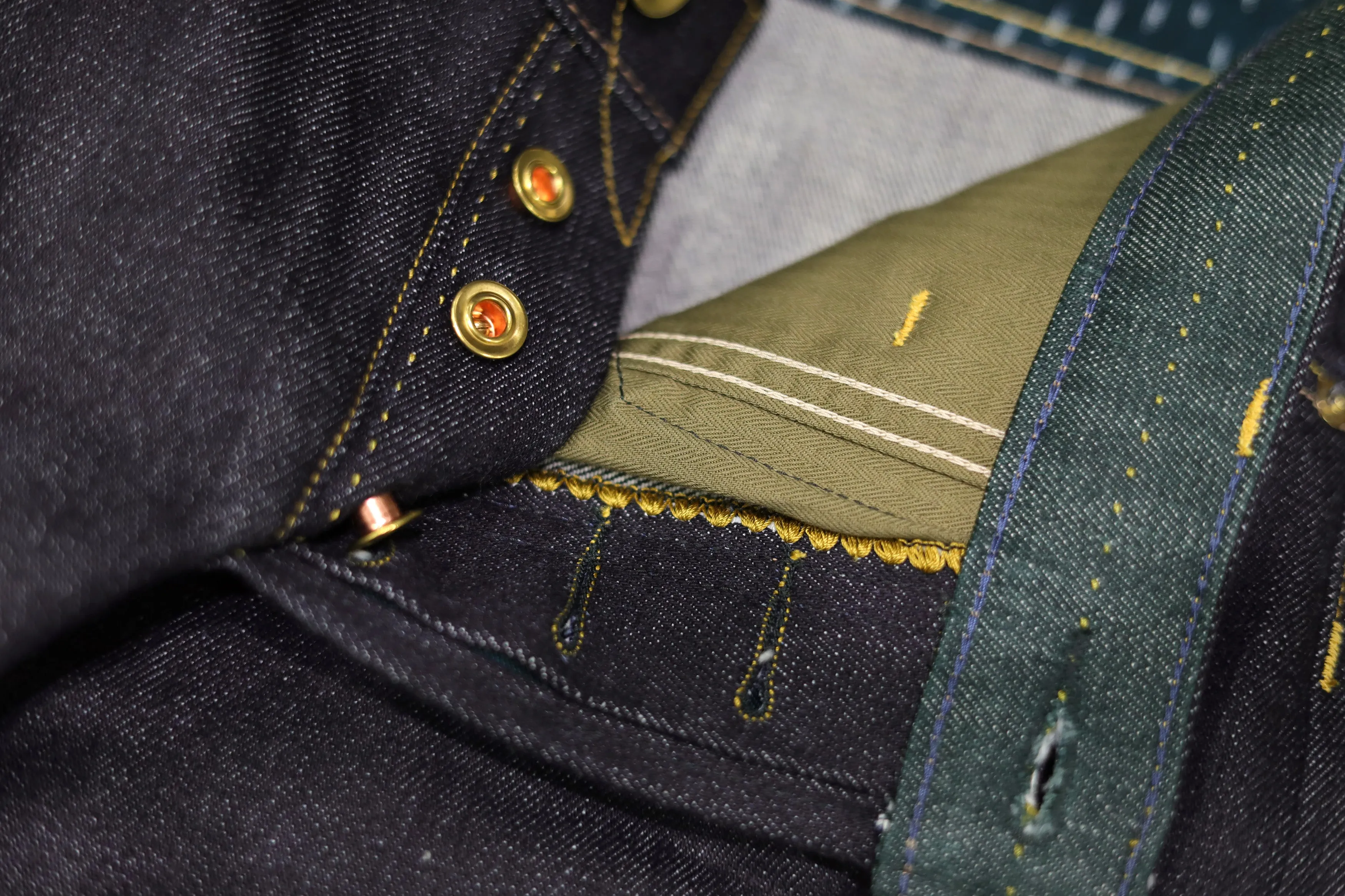 【Ruttloff】H2-Crisp Stretch Selvedge Jeans 14oz 藍灘獨家訂製深藍染彈性赤耳小直筒牛仔褲 sold by Blue Beach Denim product image thumbnail 2