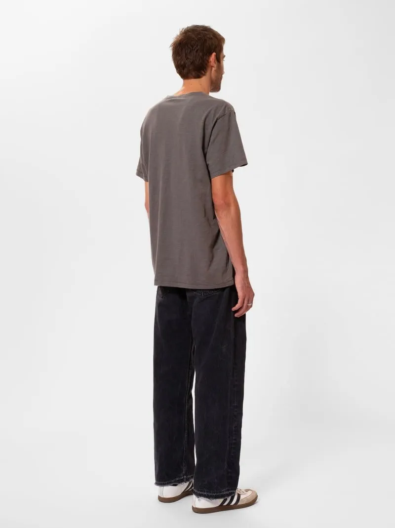 【Nudie Jeans】Roffe T-Shirt Mud 泥灰色天竺棉Tee sold by Blue Beach Denim product image thumbnail 3