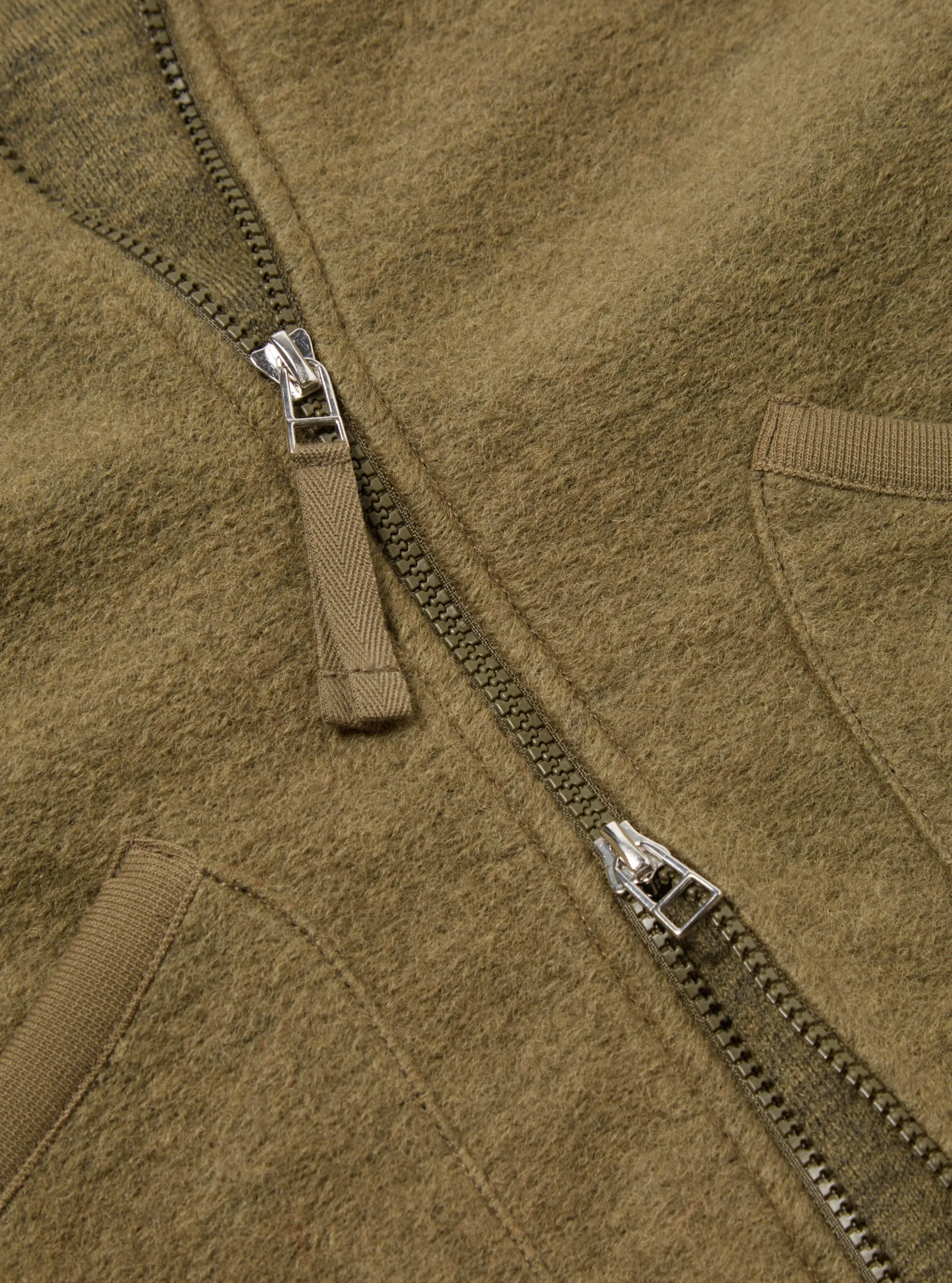 【Universal Works】Zip Bomber Lovat Wool Fleece 搖粒絨雙向拉鍊夾克 sold by Blue Beach Denim product image thumbnail 4