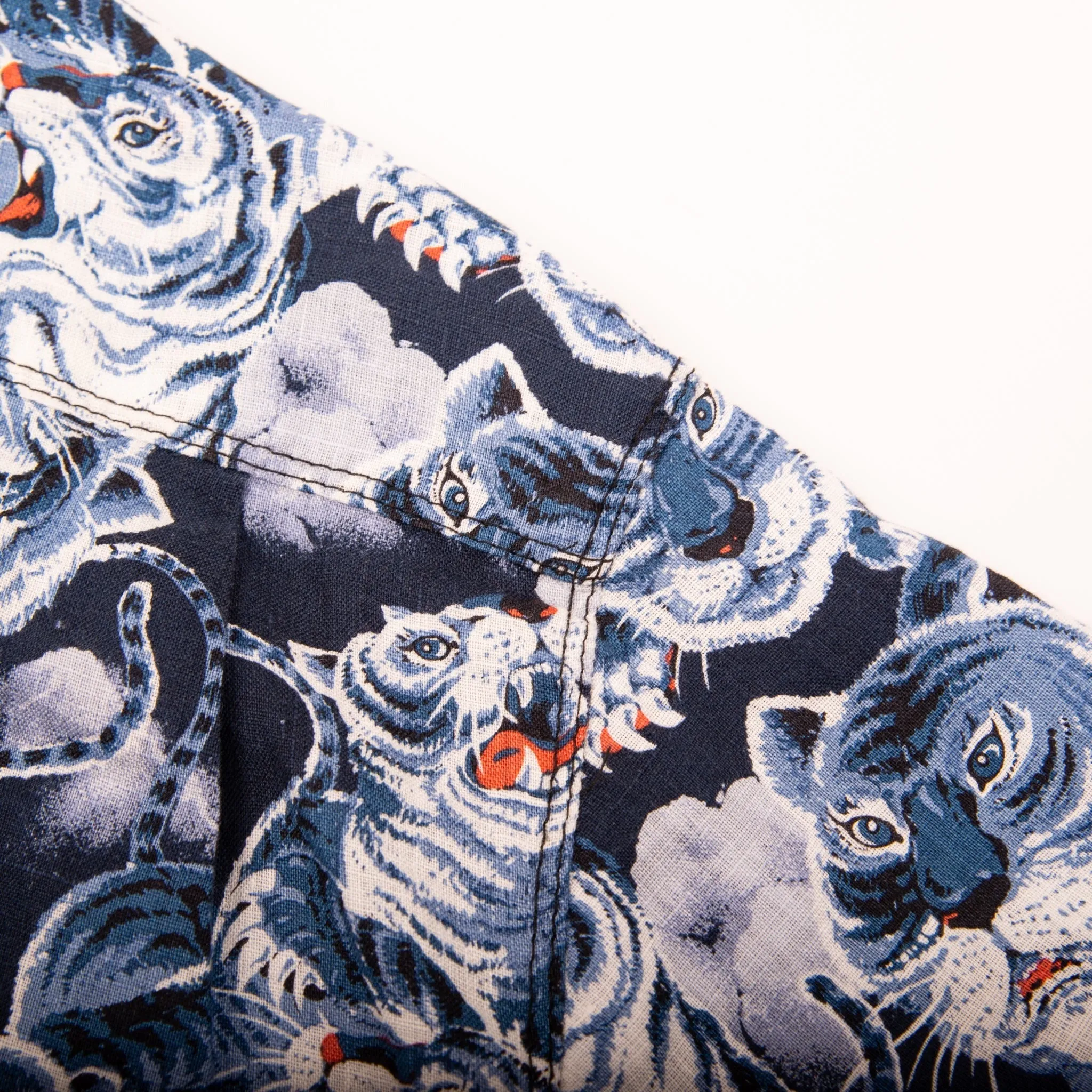 【Freenote】Hawaiian Ice Tiger Shirt 冰虎藍染麻料夏威夷襯衫 sold by Blue Beach Denim product image thumbnail 5
