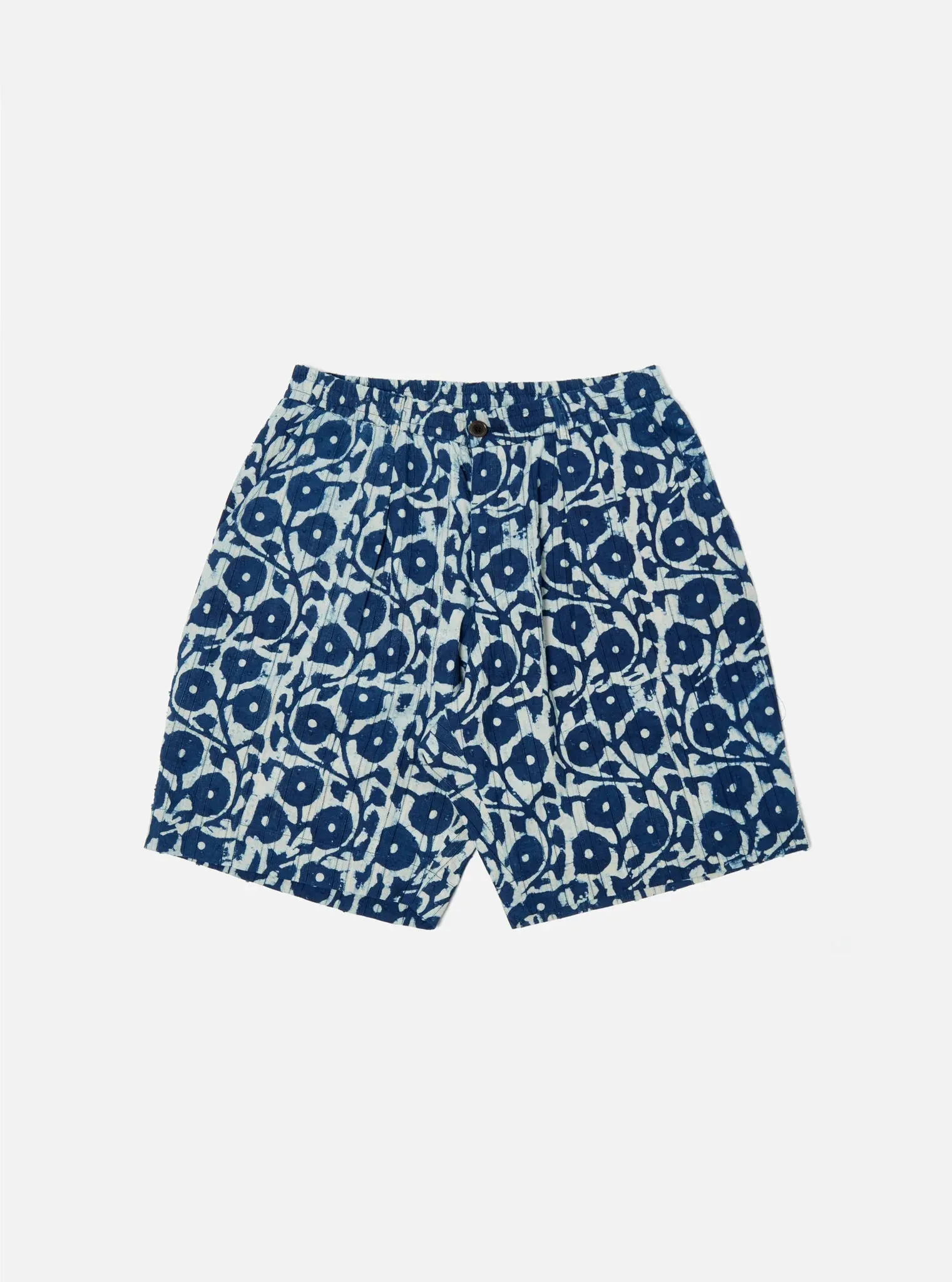 【Universal Works】Pleated Track Short In Indigo Hand Print Cotton / 印度手印藍染 立體緹花布 寬鬆短褲 sold by Blue Beach Denim