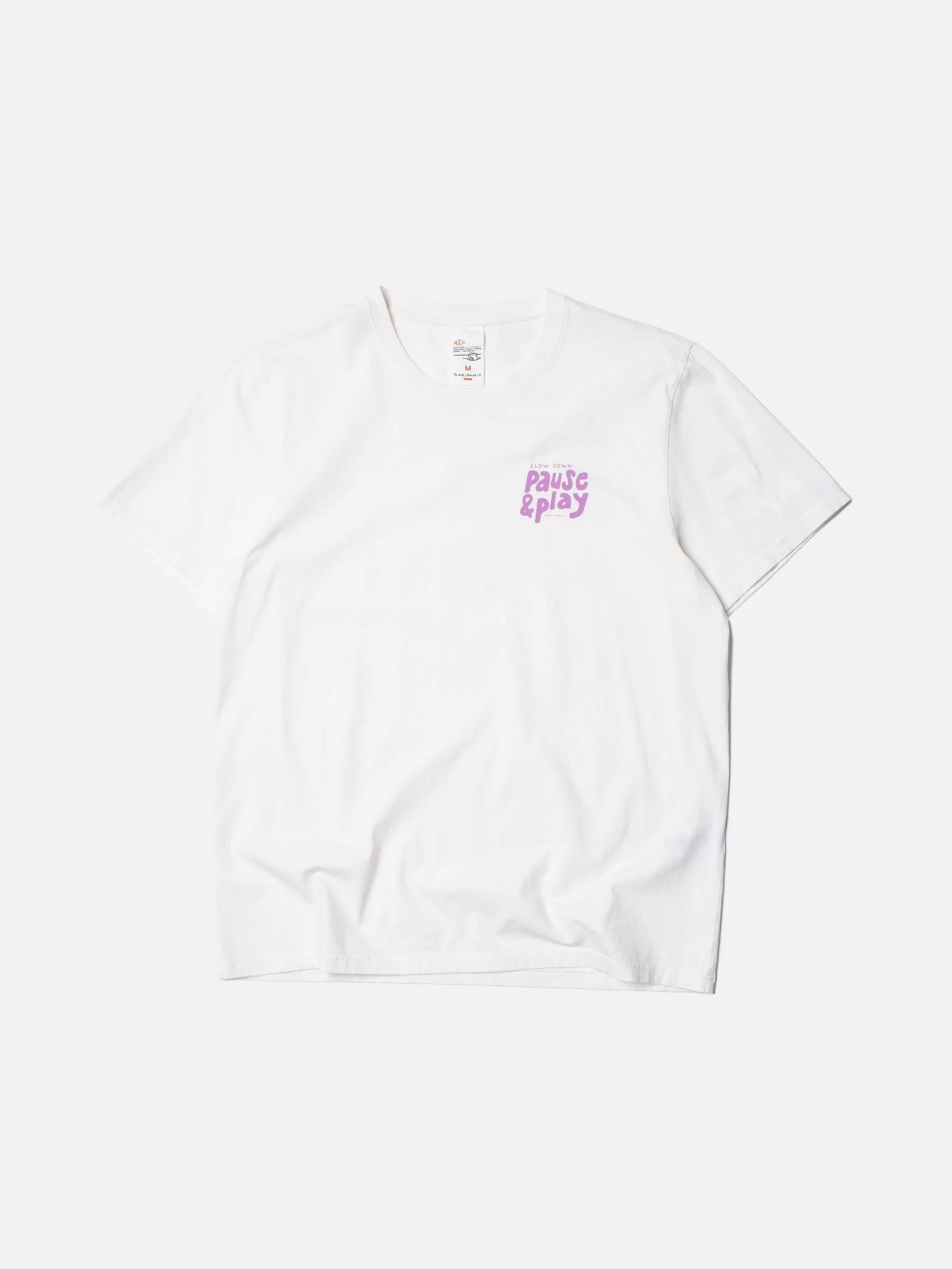 【Nudie Jeans】Roy Pause And Play 靜下來玩混一下粉筆白圖Tee sold by Blue Beach Denim