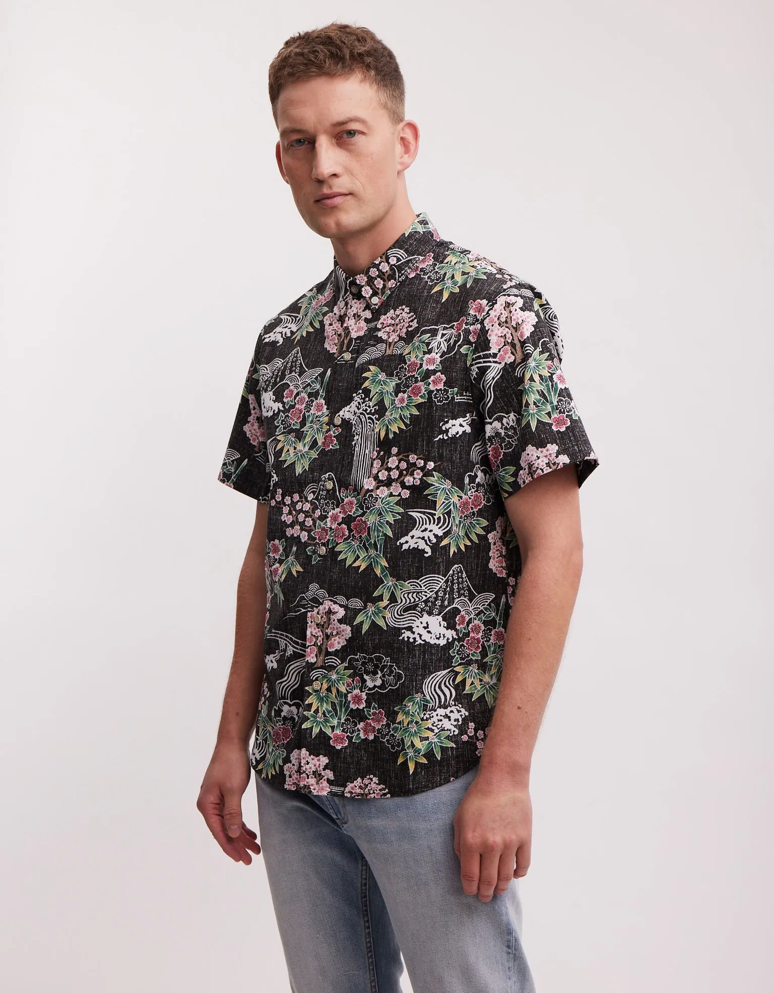 【DENHAM】Denham x Reyn Spooner 聯名款 夏威夷衫 特殊滿版花布料 sold by Blue Beach Denim product image thumbnail 2
