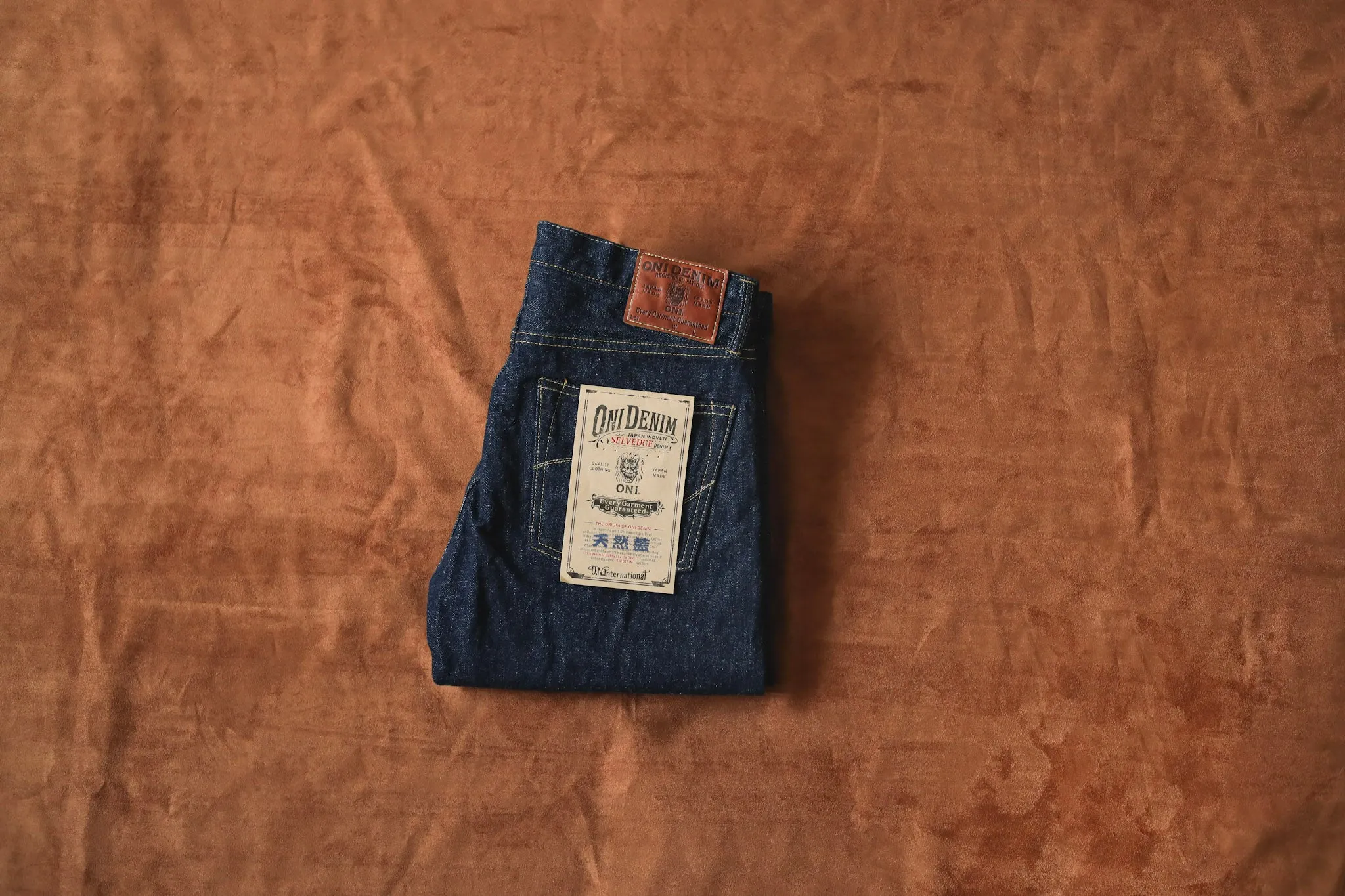 【ONI DENIM】525-NI 16.5oz Natural Indigo Rope Dyeing Denim Classic Straight / 天然靛藍 繩染 異番手紗線特製 修身直筒 sold by Blue Beach Denim