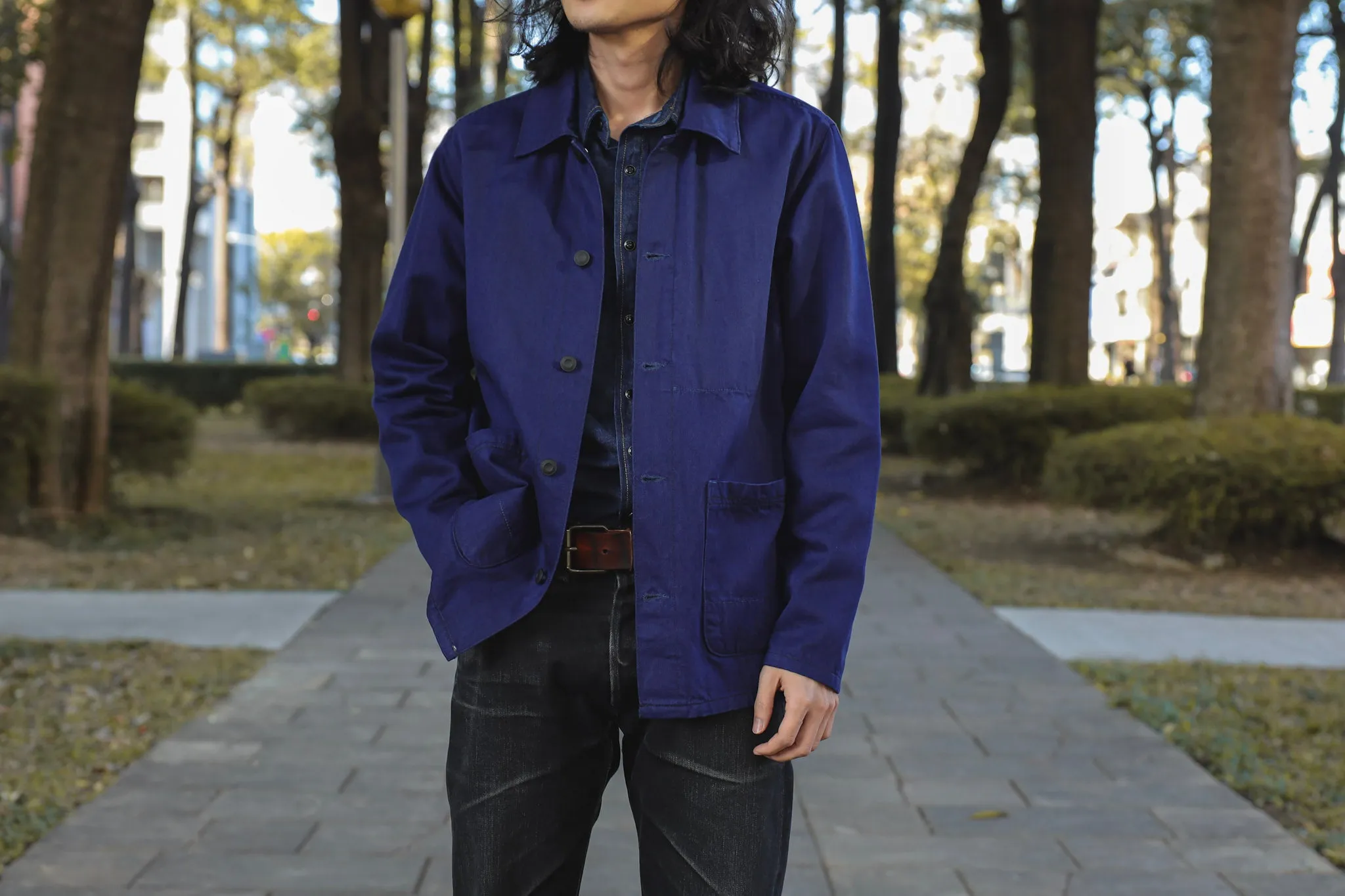 【Benzak Denim Developers】BWJ-01 WORKER JACKET 10.5 oz. blue x black worker selvedge / 義大利斜紋布 雙染法式工裝夾克 sold by Blue Beach Denim product image thumbnail 2