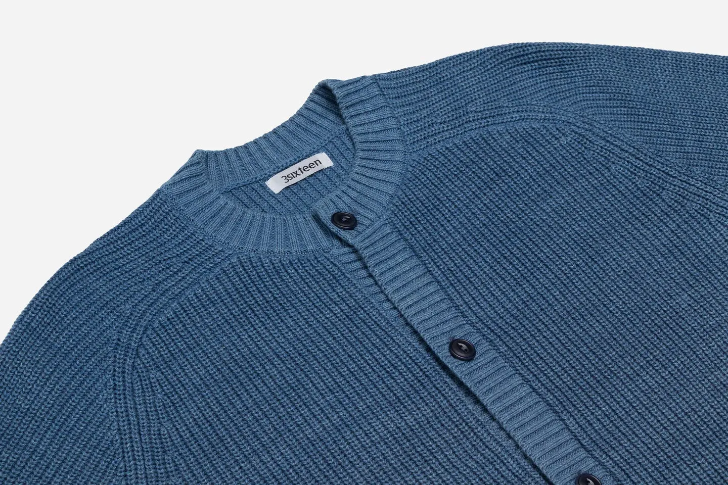 【3sixteen】義大利藍染匹馬棉 開襟毛衣/Crewneck Cardigan Indigo sold by Blue Beach Denim product image thumbnail 3