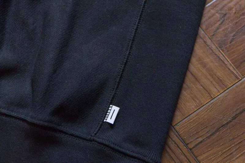 【Dyemond Goods】重磅內刷毛高質感衛衣 灰色 / 黑色 / 深藍色 / Dyemond Goods Heavyweight Fleece Sweater sold by Blue Beach Denim product image thumbnail 4