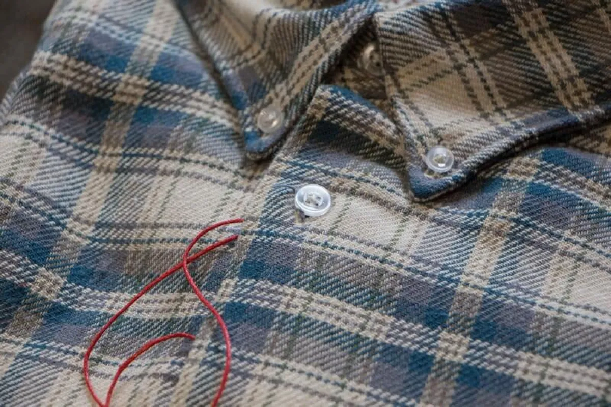 【Naked and Famous】Easy Shirt - Cotton Silk Flannel - Cream / 蠶絲混紡襯衫 made by Naked & Famous Denim