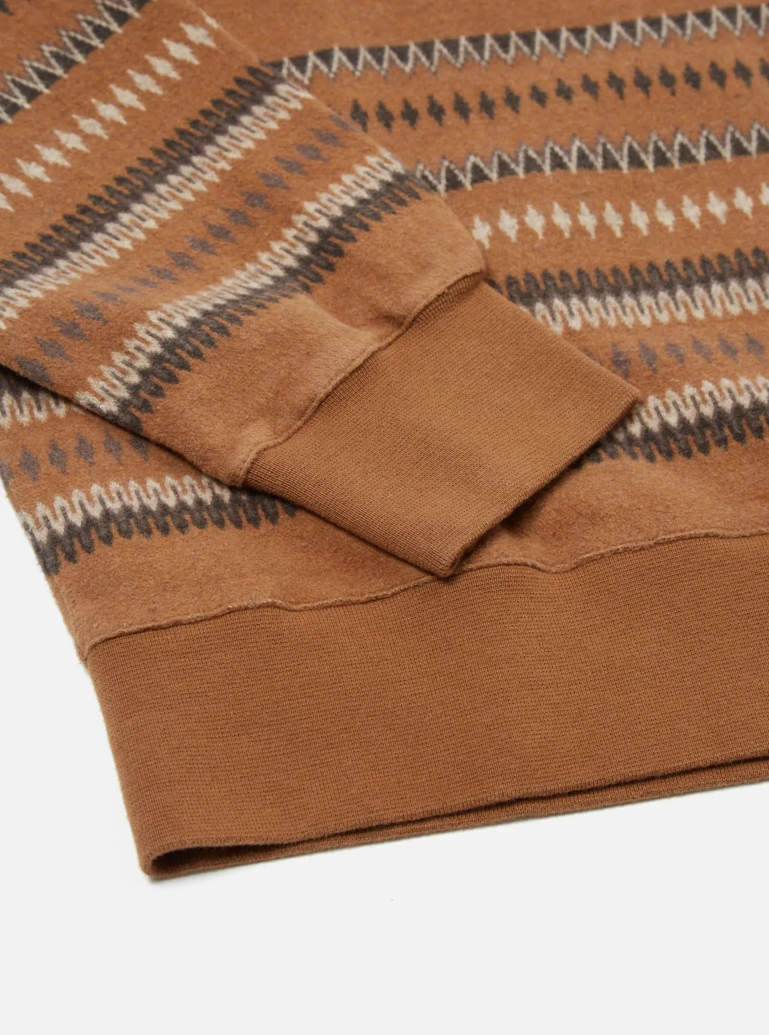 【Universal Works】Classic Crew Sweatshirt In Brown Hikers Jacquard/經典緹花針織衫 sold by Blue Beach Denim product image thumbnail 3