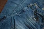 【DIESEL】SANDY-0688V L32 / 女版 淺藍 微喇叭 小直筒 sold by Blue Beach Denim
