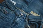 【DIESEL】SANDY-0688V L32 / 女版 淺藍 微喇叭 小直筒 sold by Blue Beach Denim
