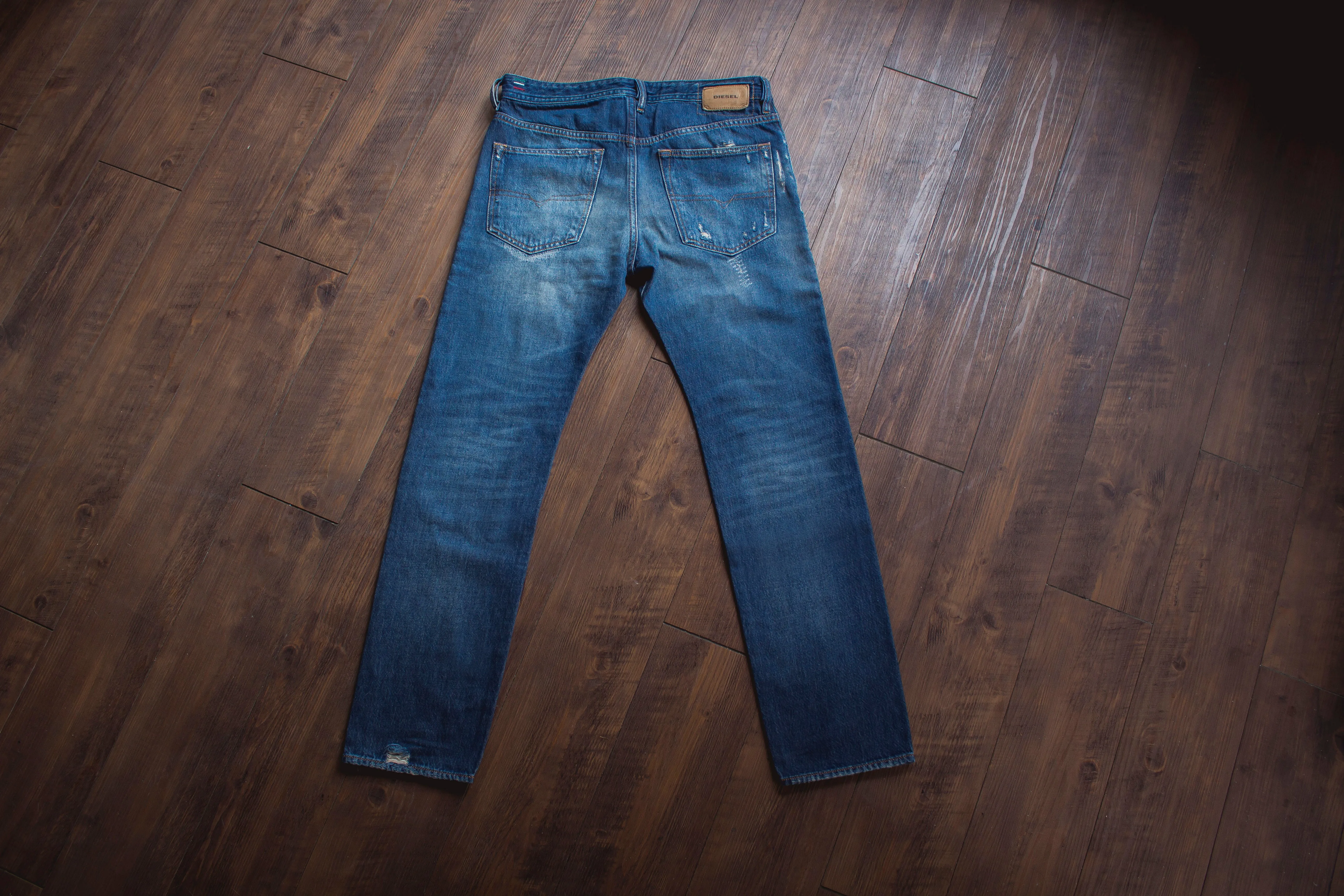 【DIESEL】BUSTER 088AQ / 中淺藍 彈孔 破壞 純棉 中小直筒 sold by Blue Beach Denim product image thumbnail 2