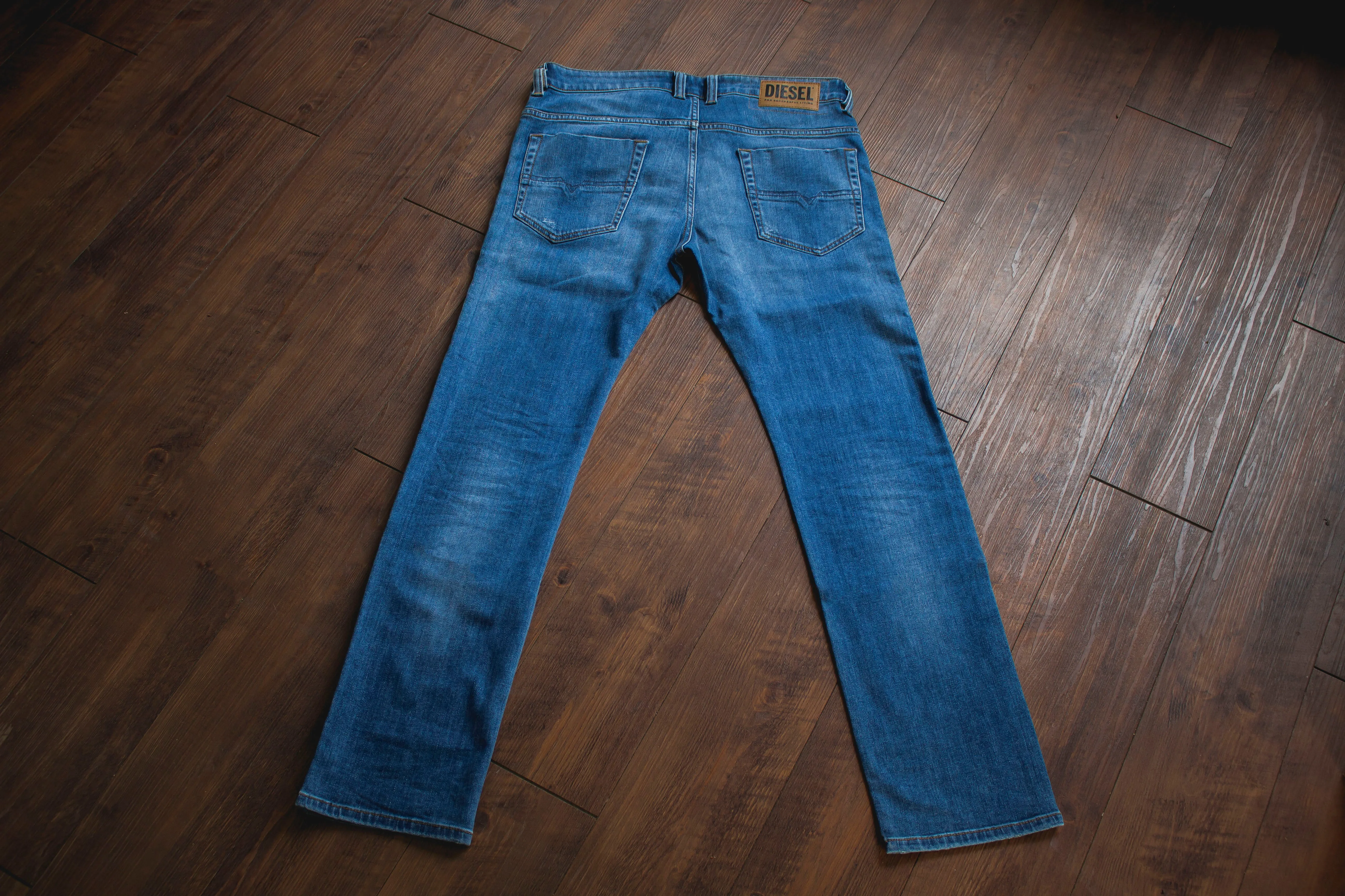 【DIESEL】SAFADO-X 083AX / 中淺藍 微破 中低腰 經典柴油小直筒 sold by Blue Beach Denim product image thumbnail 2