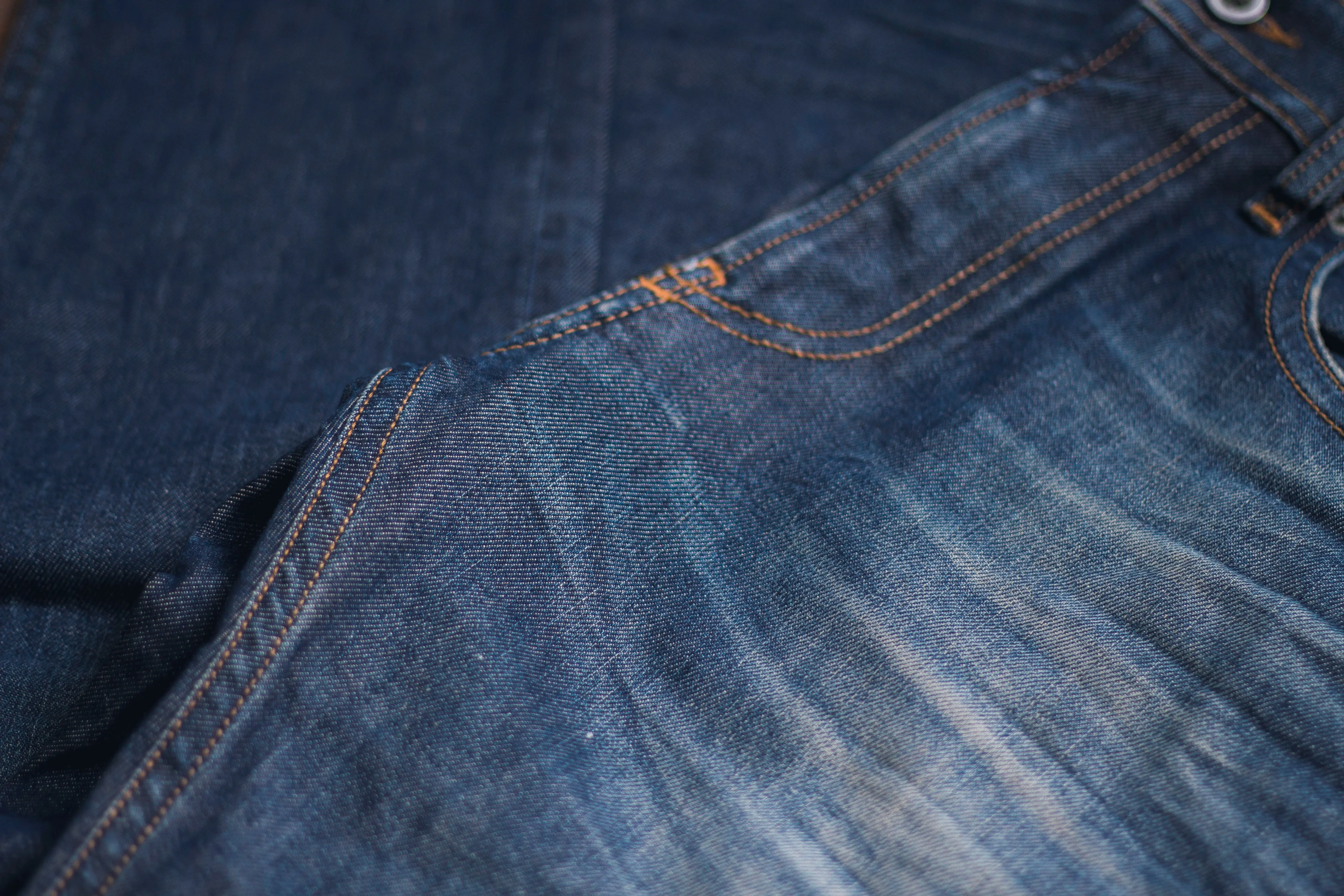 【DIESEL】THOMMER 084ZU / 精品灰藍 刷色 微黃舊 中腰 小直筒 sold by Blue Beach Denim product image thumbnail 4