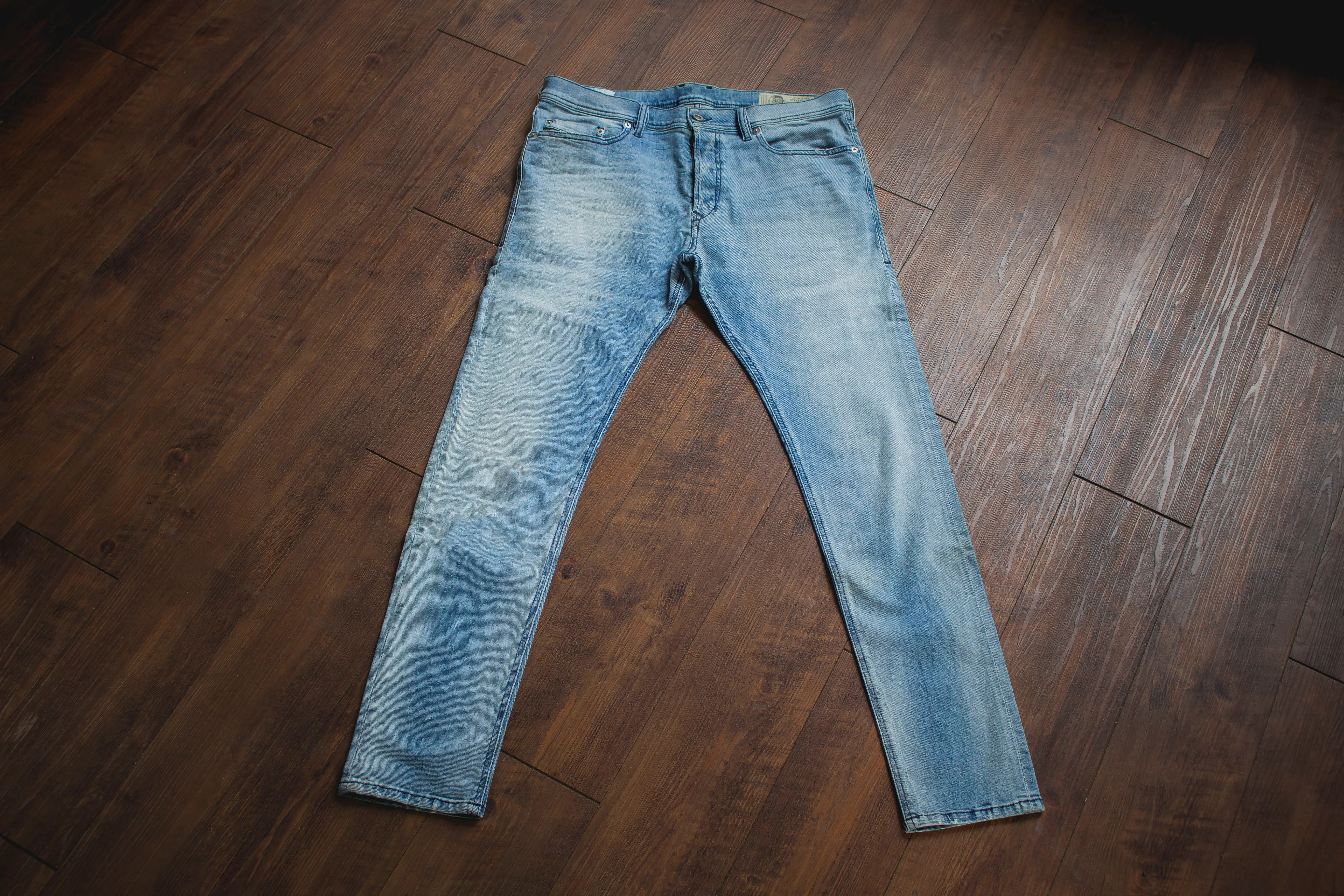 【DIESEL】TEPPHAR 081AL / 極淺藍 彈性窄身 小直筒 sold by Blue Beach Denim