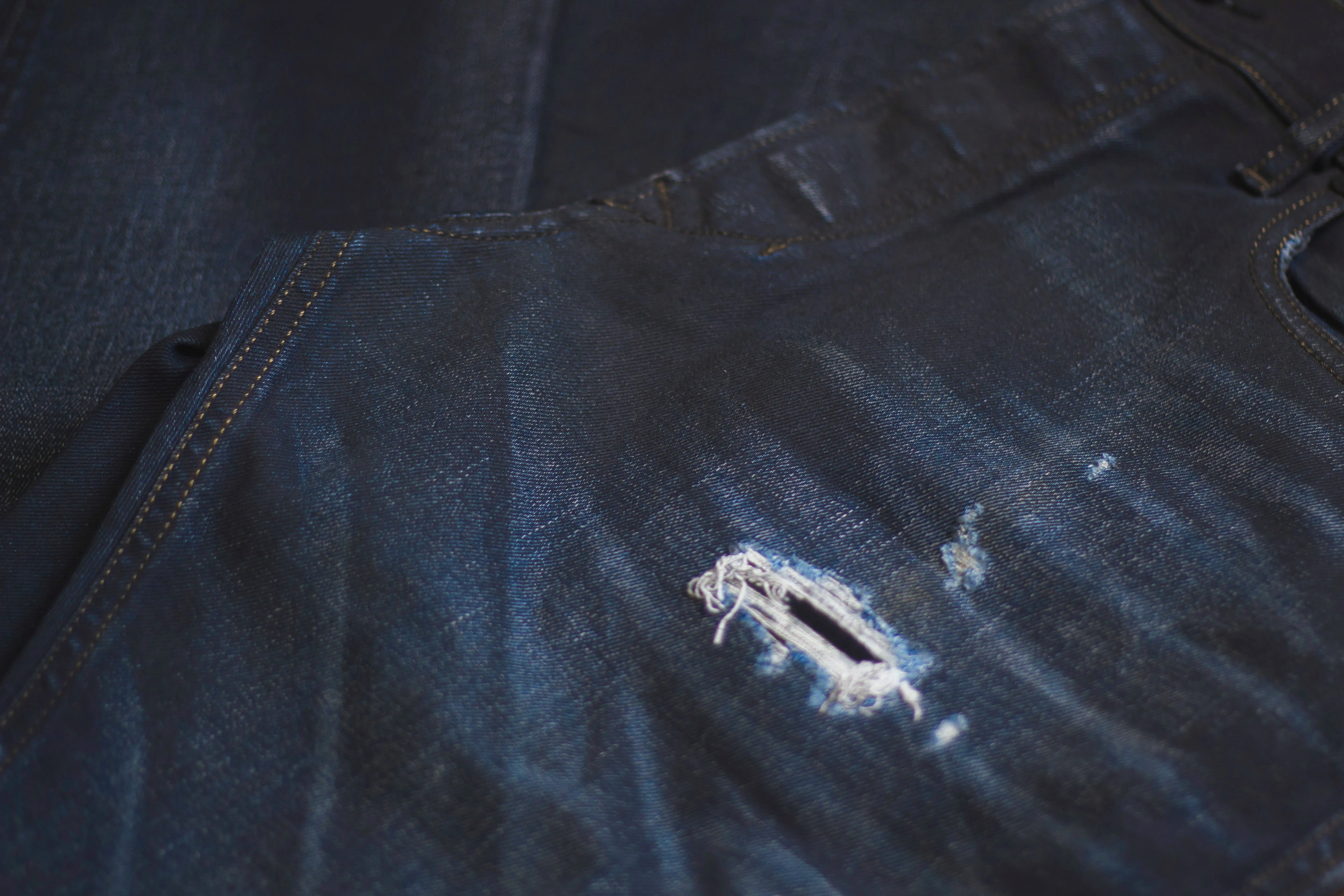 【DIESEL】TEPPHAR 080AD / 深藍 黑膠 微刷破 小直筒 錐形 sold by Blue Beach Denim product image thumbnail 4