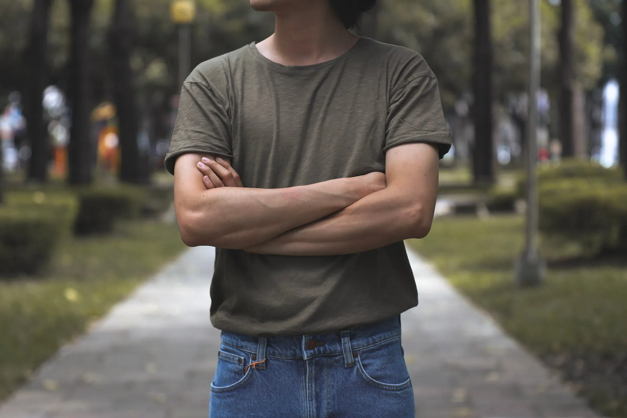 【Nudie Jeans】Roger Slub Faded Green/竹節感寬鬆素T sold by Blue Beach Denim product image thumbnail 2