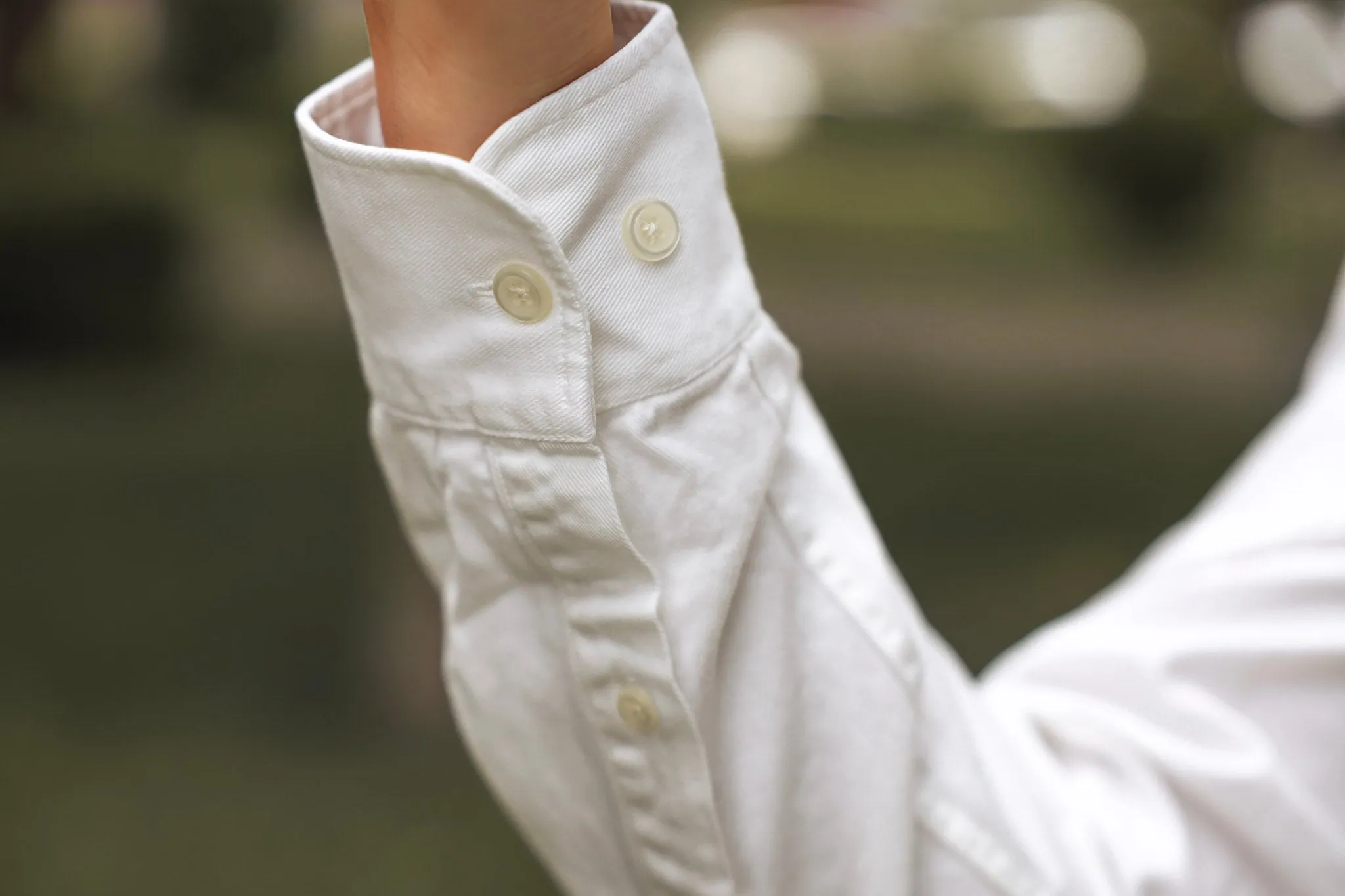 【Nudie Jeans】John Everyday Shirt Chalk White 斜紋白色簡約日常襯衫 sold by Blue Beach Denim product image thumbnail 5