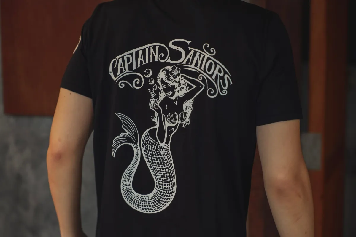 【Captain Santors】Serafino Tee Sirena Navy／美人魚圖樣 真牛角釦 亨利領 深藍 made by Blue Beach Denim