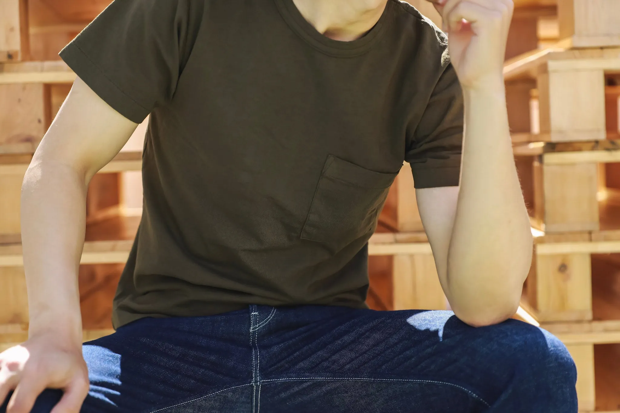 【Dehen 1920】Heavy Duty Tee - Single Pocket-Loden / 老織機純棉橄欖綠口袋素T sold by Blue Beach Denim product image thumbnail 2