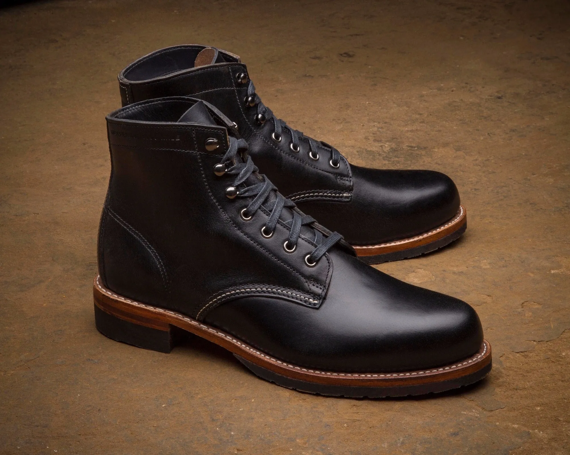 【Wolverine 1000 Mile】新版大底 黑色/Plain-Toe Classic Boot sold by Blue Beach Denim product image thumbnail 2