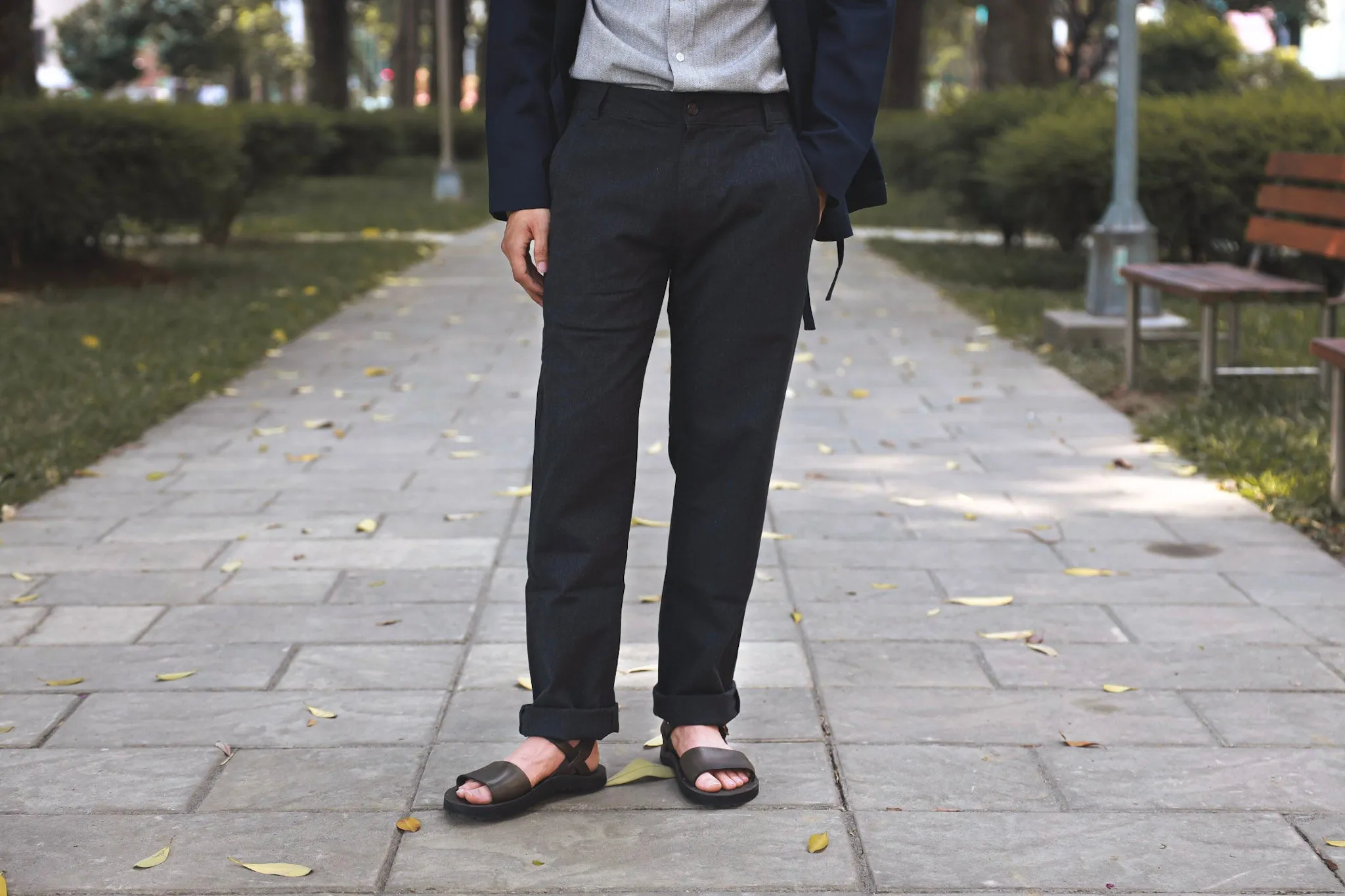 【Universal Works】雙色撚紗 低腰修身直筒斜紋褲 炭灰雙色/Marl Twill Aston Pant sold by Blue Beach Denim product image thumbnail 4