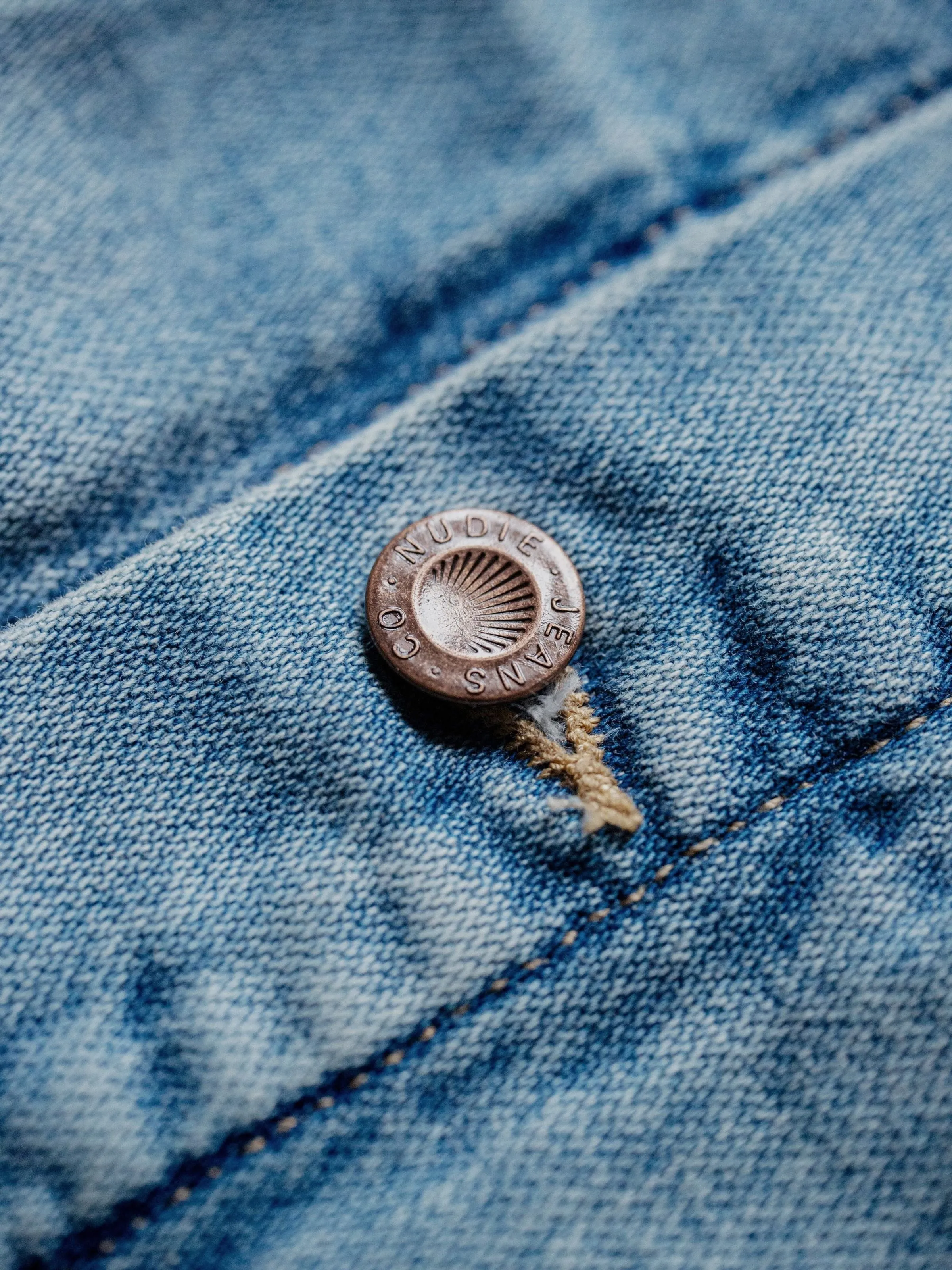 【Nudie Jeans】Danny Denim Jacket Desert 破紋復古亮藍水洗牛仔外套 sold by Blue Beach Denim product image thumbnail 5