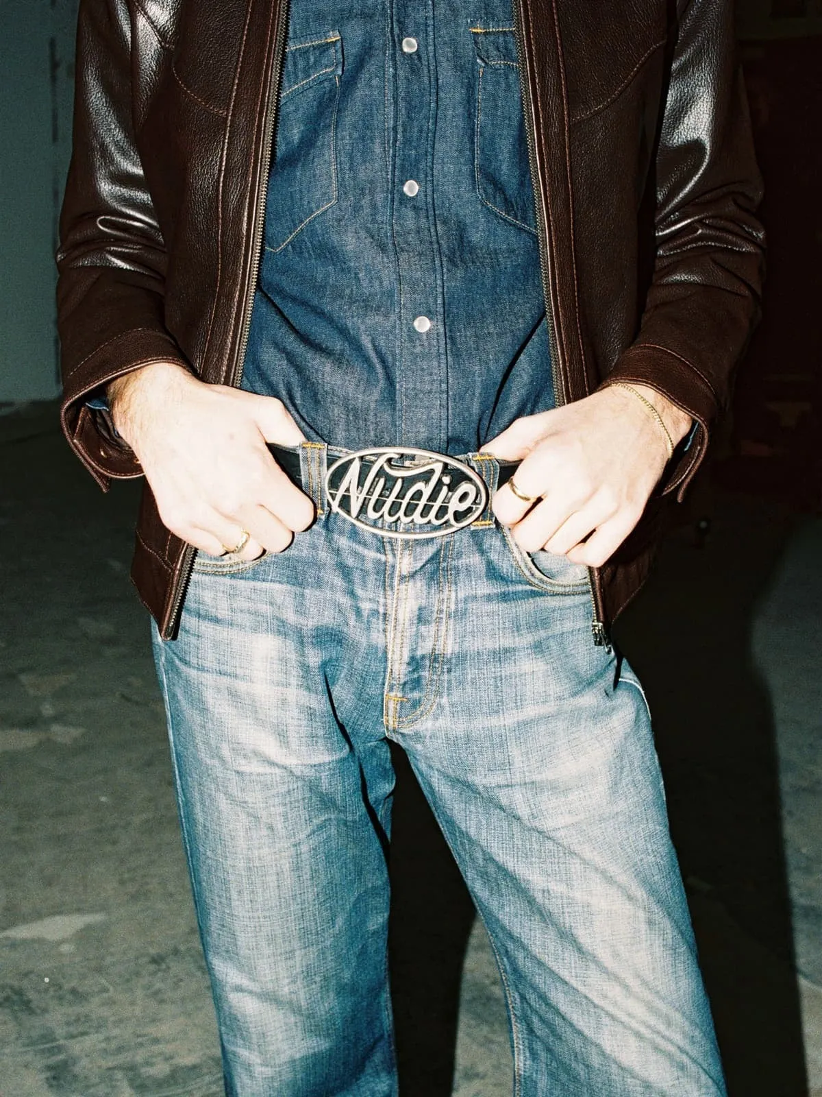 【Nudie Jeans】Nudie Buckle Leather Belt Black 復古LOGO皮帶扣 sold by Blue Beach Denim product image thumbnail 2