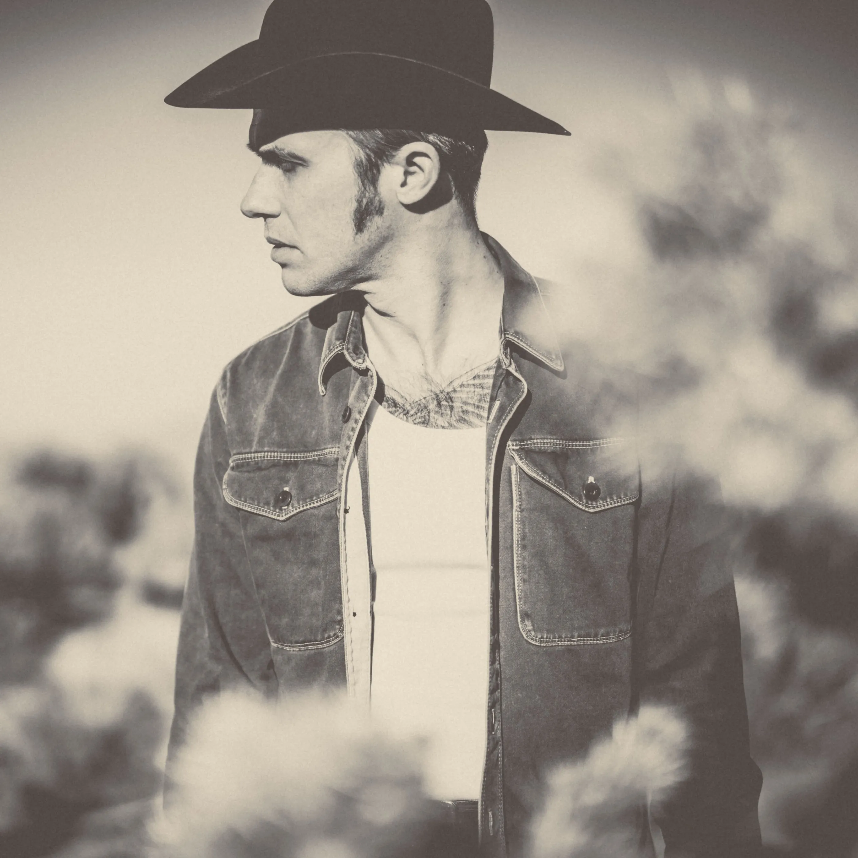 【Freenote】Utility Charcoal 石洗炭色沙丁布工作襯衫 sold by Blue Beach Denim product image thumbnail 2