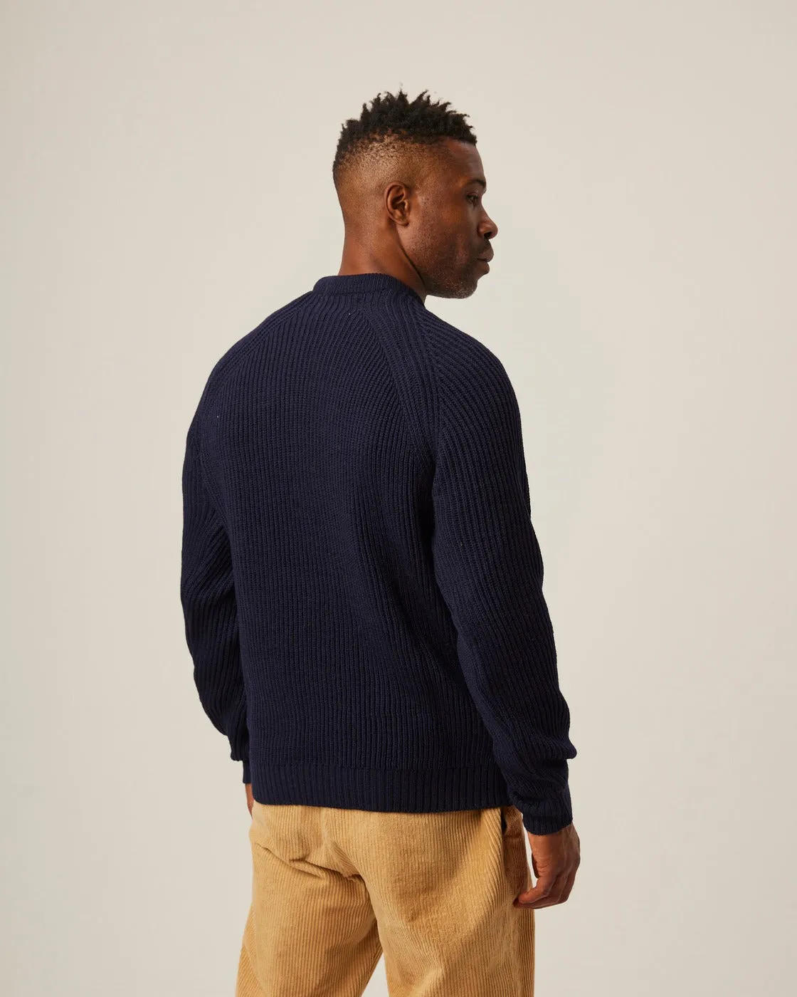 【Peregrine】Merino Wool Ford Crew Neck Sweater Navy 海藍色美麗諾圓領粗針毛衣 sold by Blue Beach Denim product image thumbnail 5
