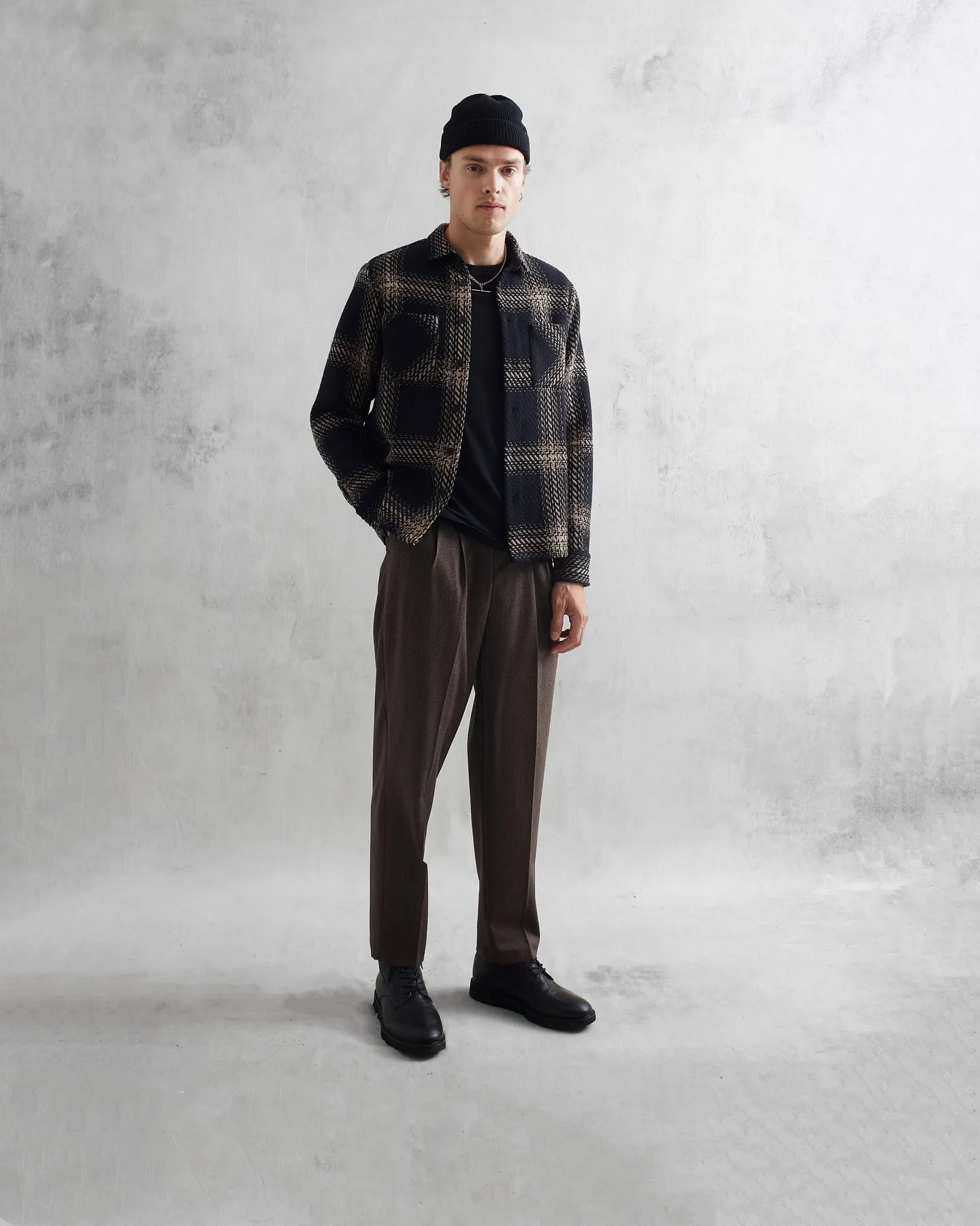 【WAX London】Whiting Overshirt Black Beige 襯衫外套 旗艦立體格紋 黑/卡其 sold by Blue Beach Denim product image thumbnail 3