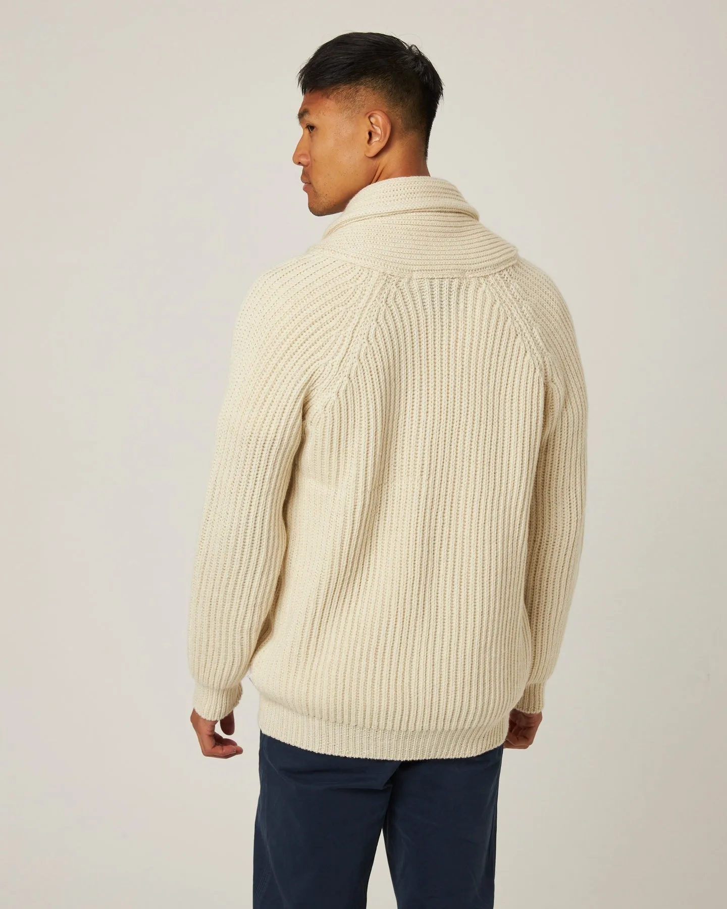 【Peregrine】Wilkinson Cardigan Ecru 奶油色粗針美麗諾羊毛開襟衫 sold by Blue Beach Denim product image thumbnail 4