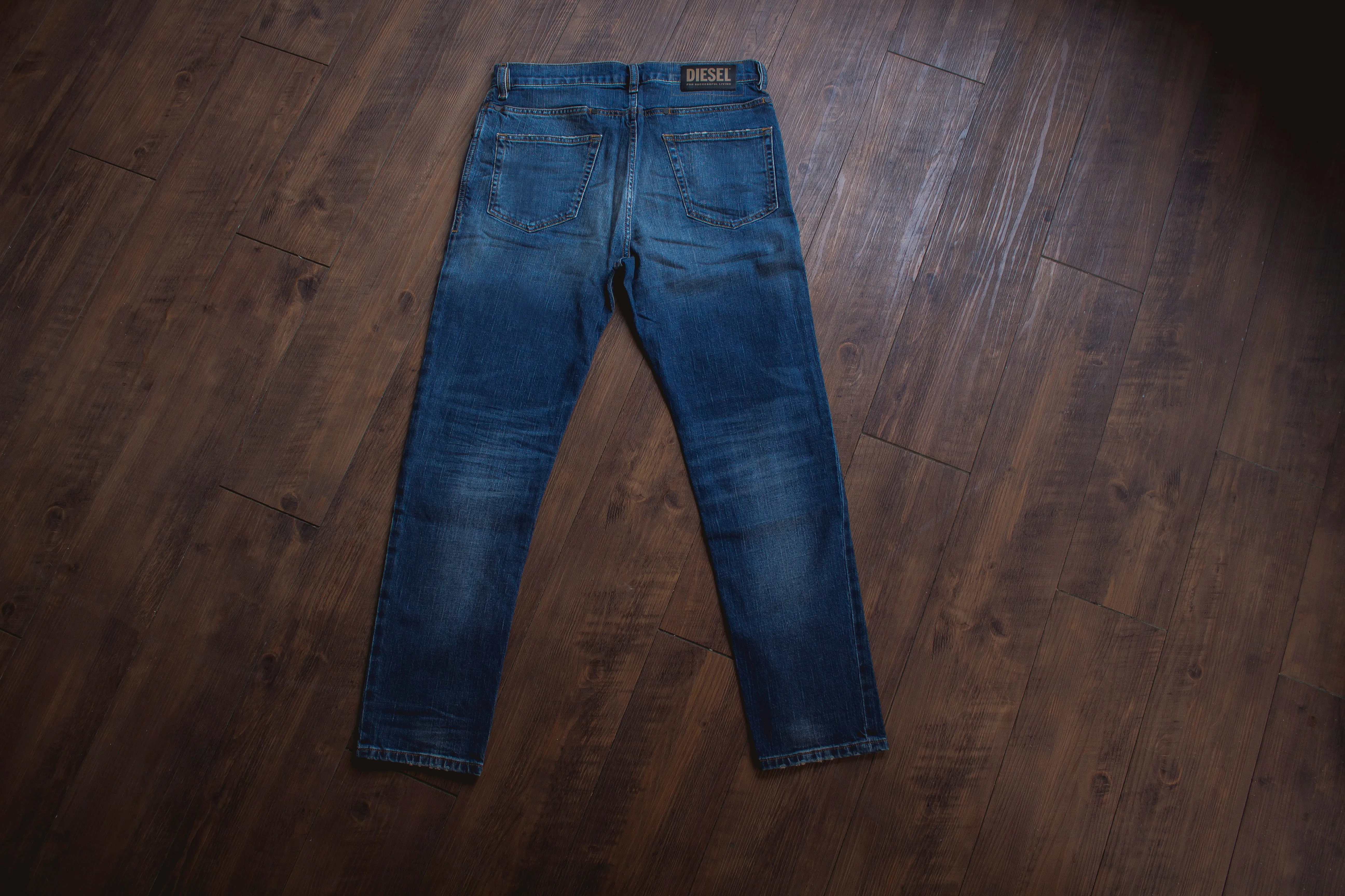 【DIESEL】D-EETAR 089AR / 經典中藍 微黃 修身錐形 sold by Blue Beach Denim product image thumbnail 2