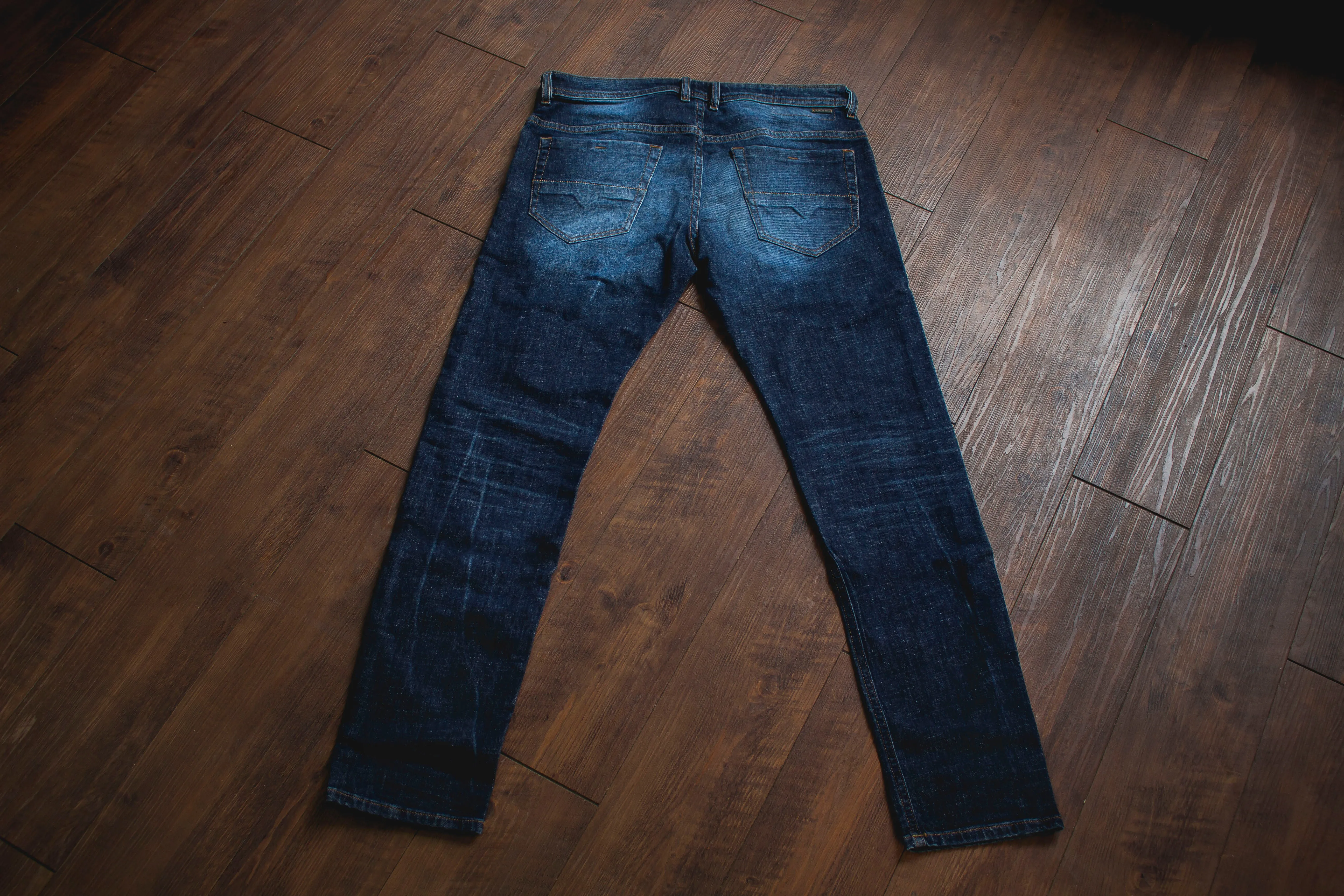 【DIESEL】THOMMER 083AU / 深藍乾刷 中腰 小直筒 sold by Blue Beach Denim product image thumbnail 2
