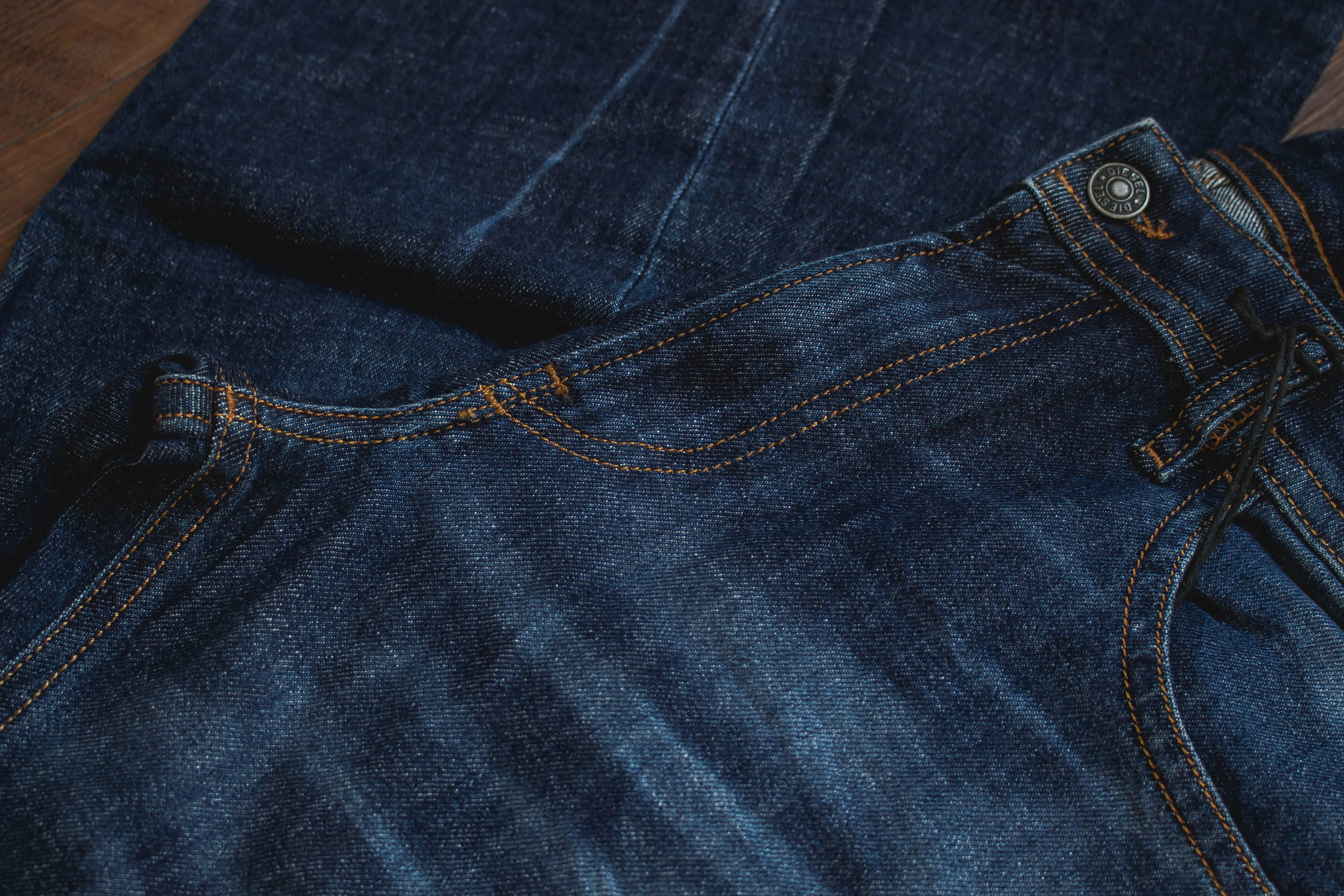 【DIESEL】THOMMER 083AU / 深藍乾刷 中腰 小直筒 sold by Blue Beach Denim product image thumbnail 4