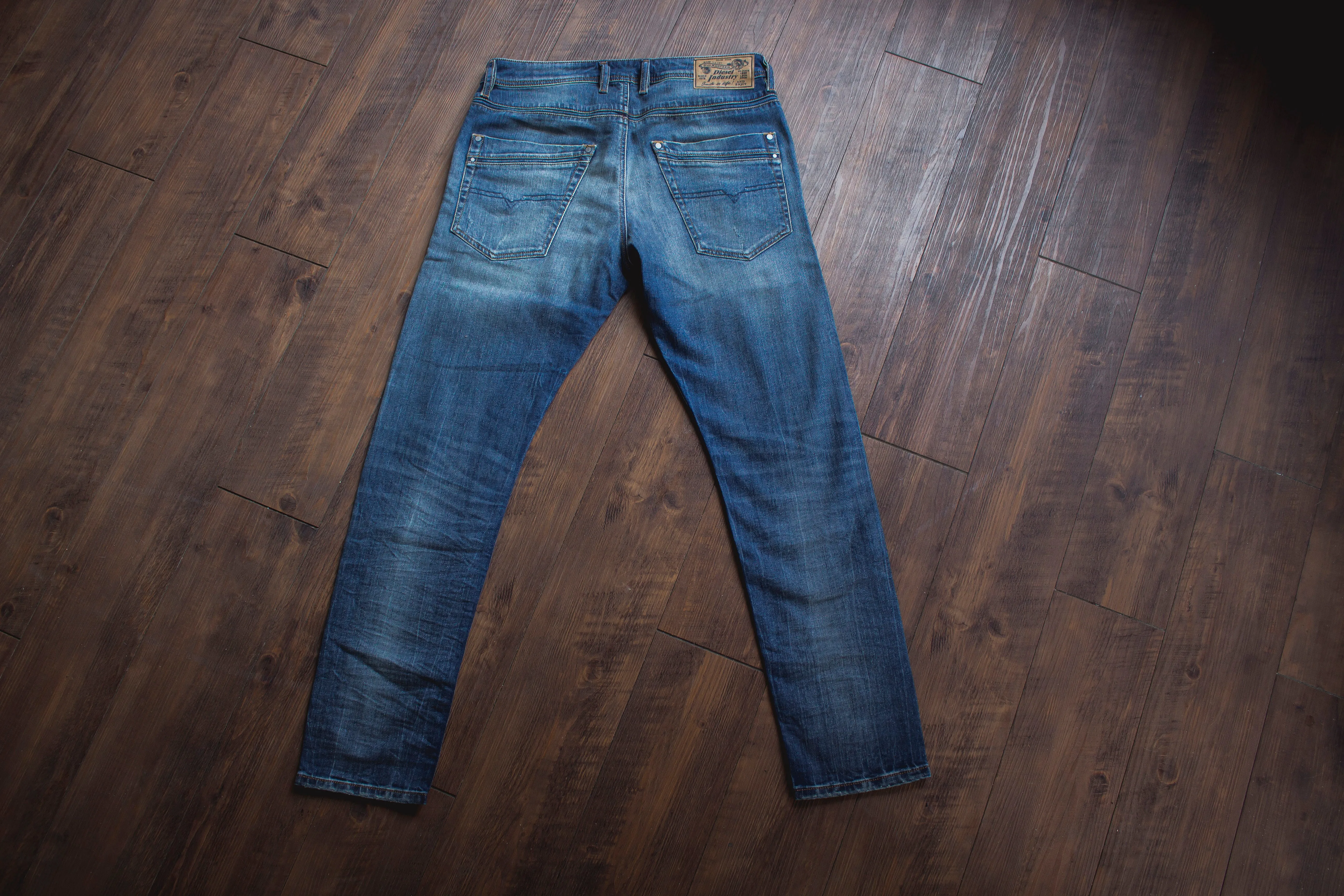 【DIESEL】Krayver R6ZD4 Jeans / 仿舊 刷破 微黃綠 合身錐形 sold by Blue Beach Denim product image thumbnail 2