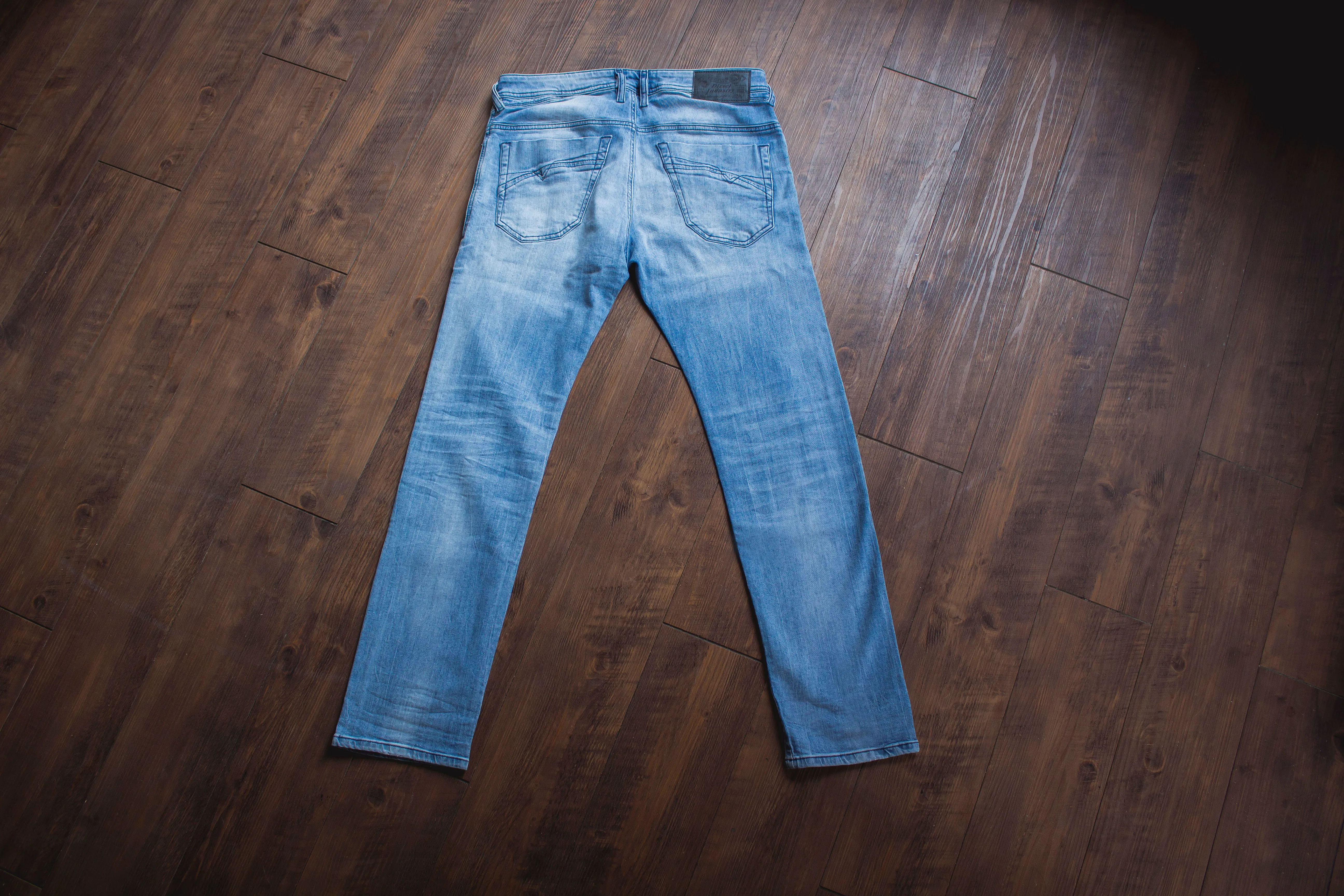 【DIESEL】IAKOP R8AL1 / 極淺藍 彈性 小直筒 sold by Blue Beach Denim product image thumbnail 2