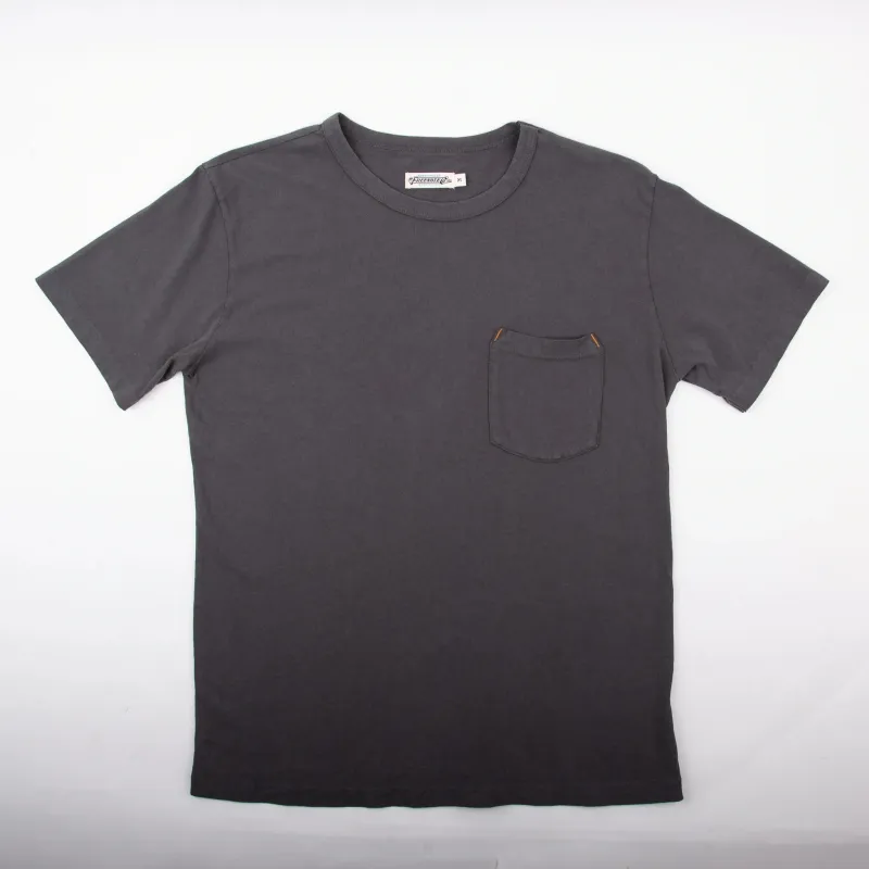 【Freenote】9 Ounce Pocket T-shirt Midnight／午夜灰成衣染口袋素T made by Freenote Cloth
